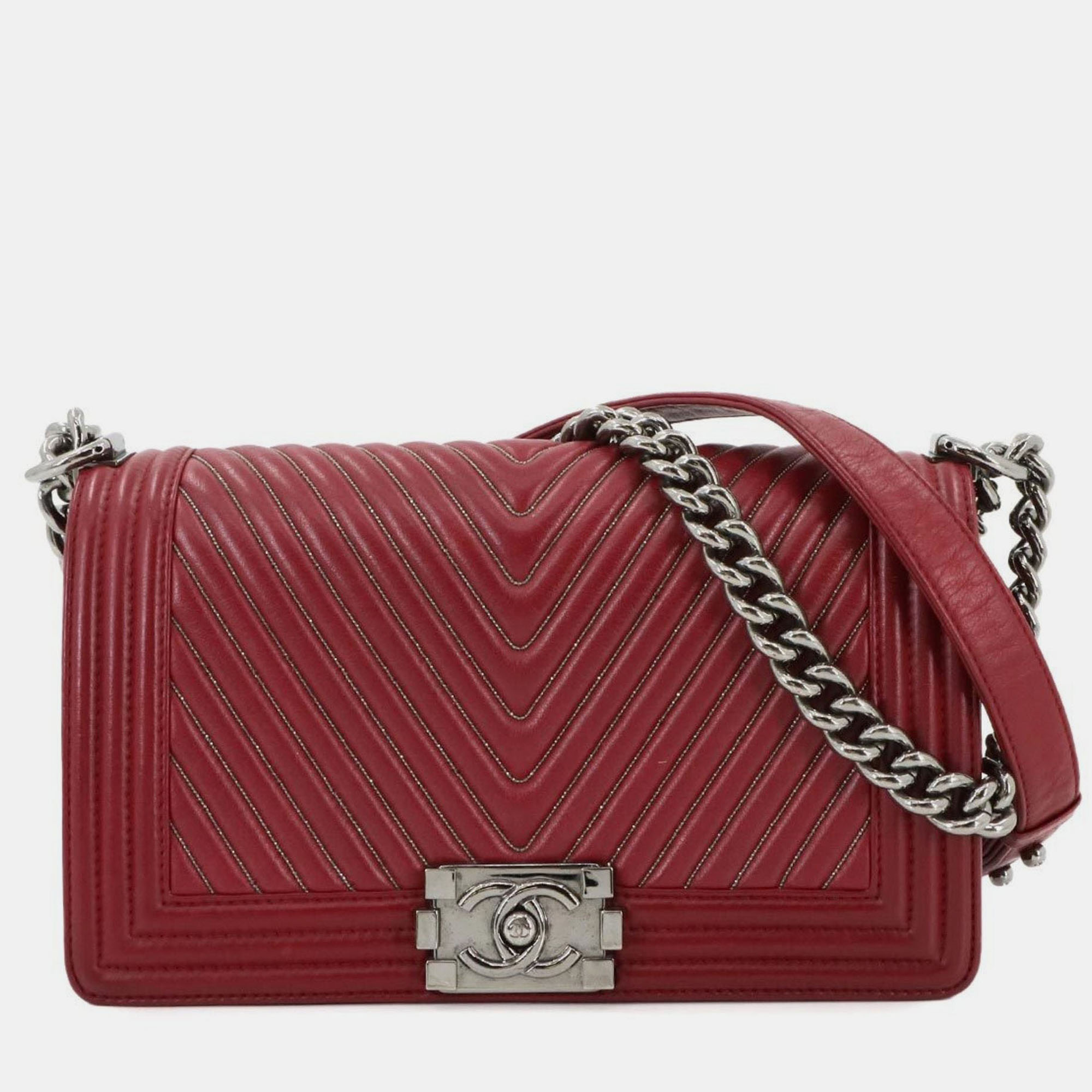 

Chanel Boy Red Leather Chevron V-Stitch Chain Shoulder Bag