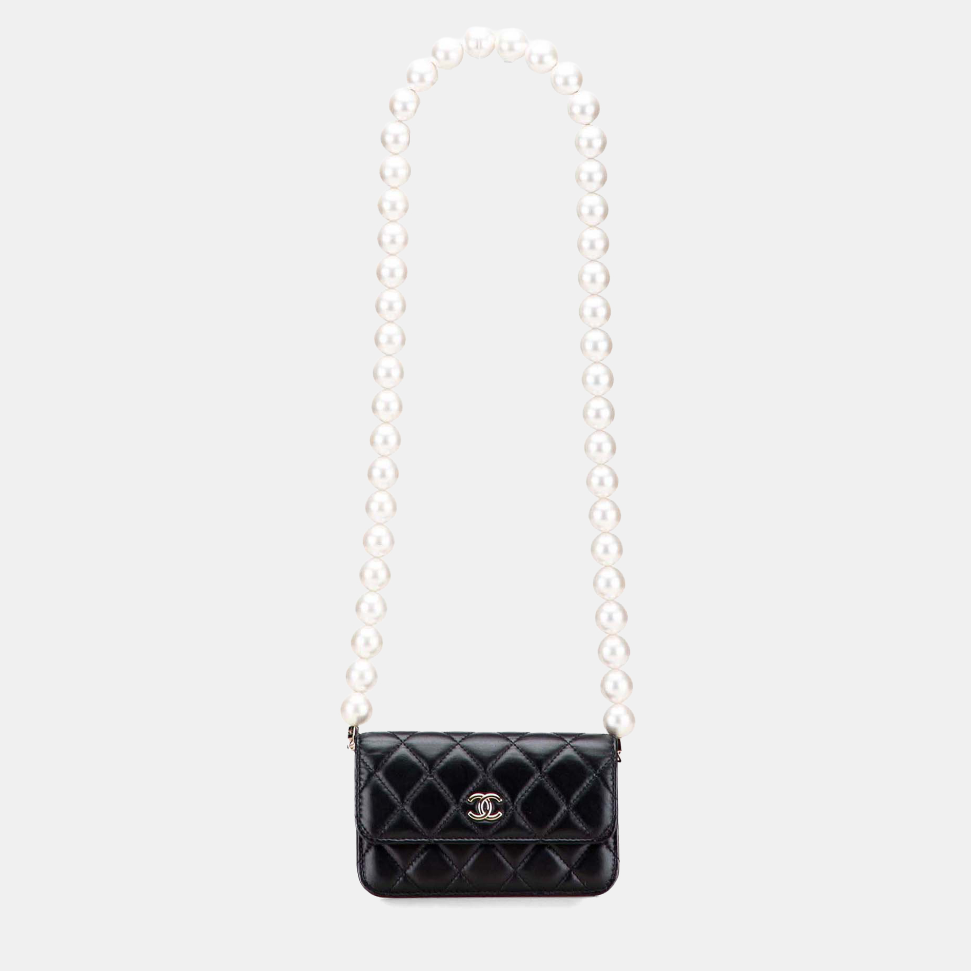 

Chanel Black Quilted Calfskin Maxi Pearls Clutch With Chain