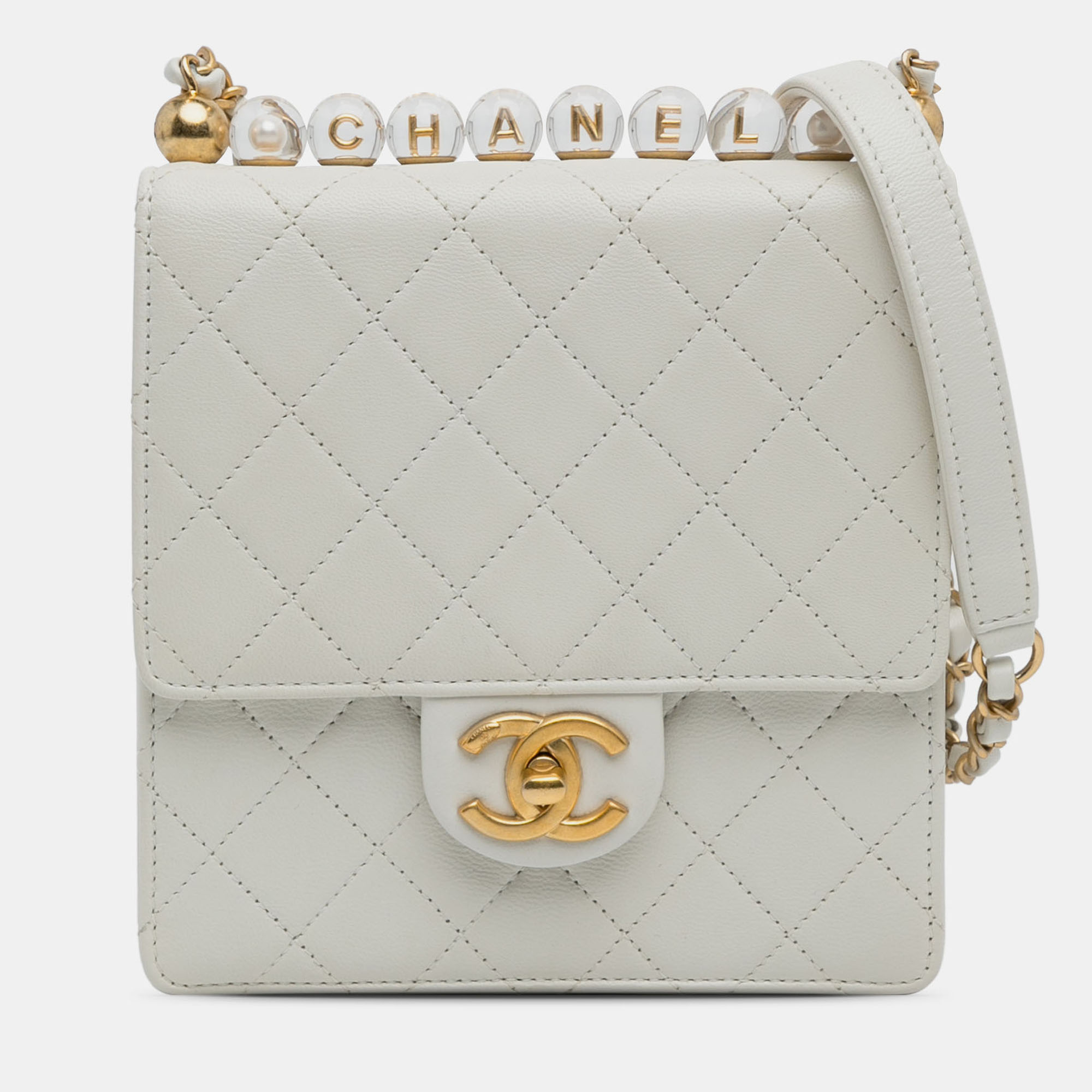 

Chanel White Small Chic Pearls Flap