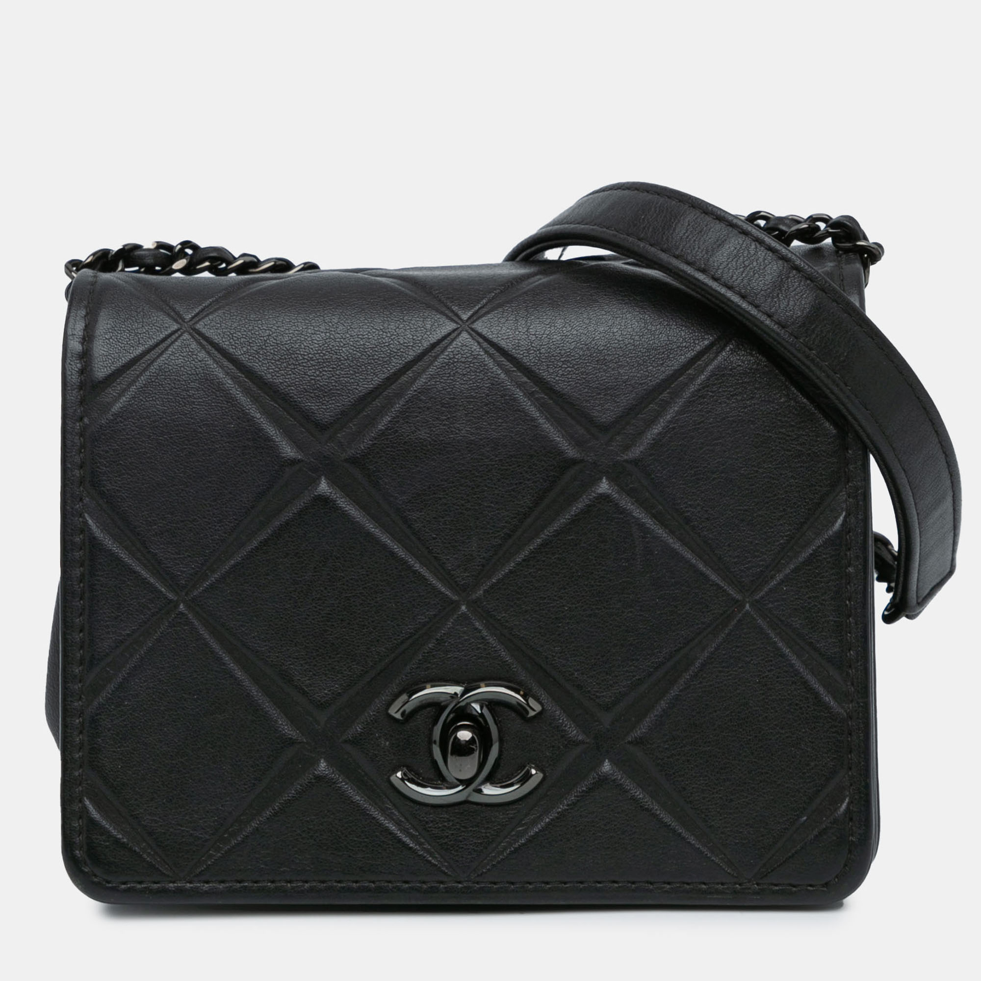 

Chanel Black Mini Calfskin Propeller Flap