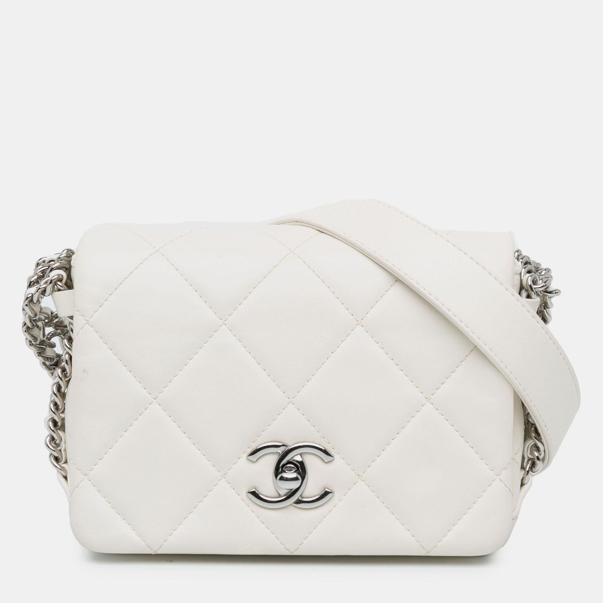 

Chanel White Mini Quilted Lambskin Chain Rows Flap