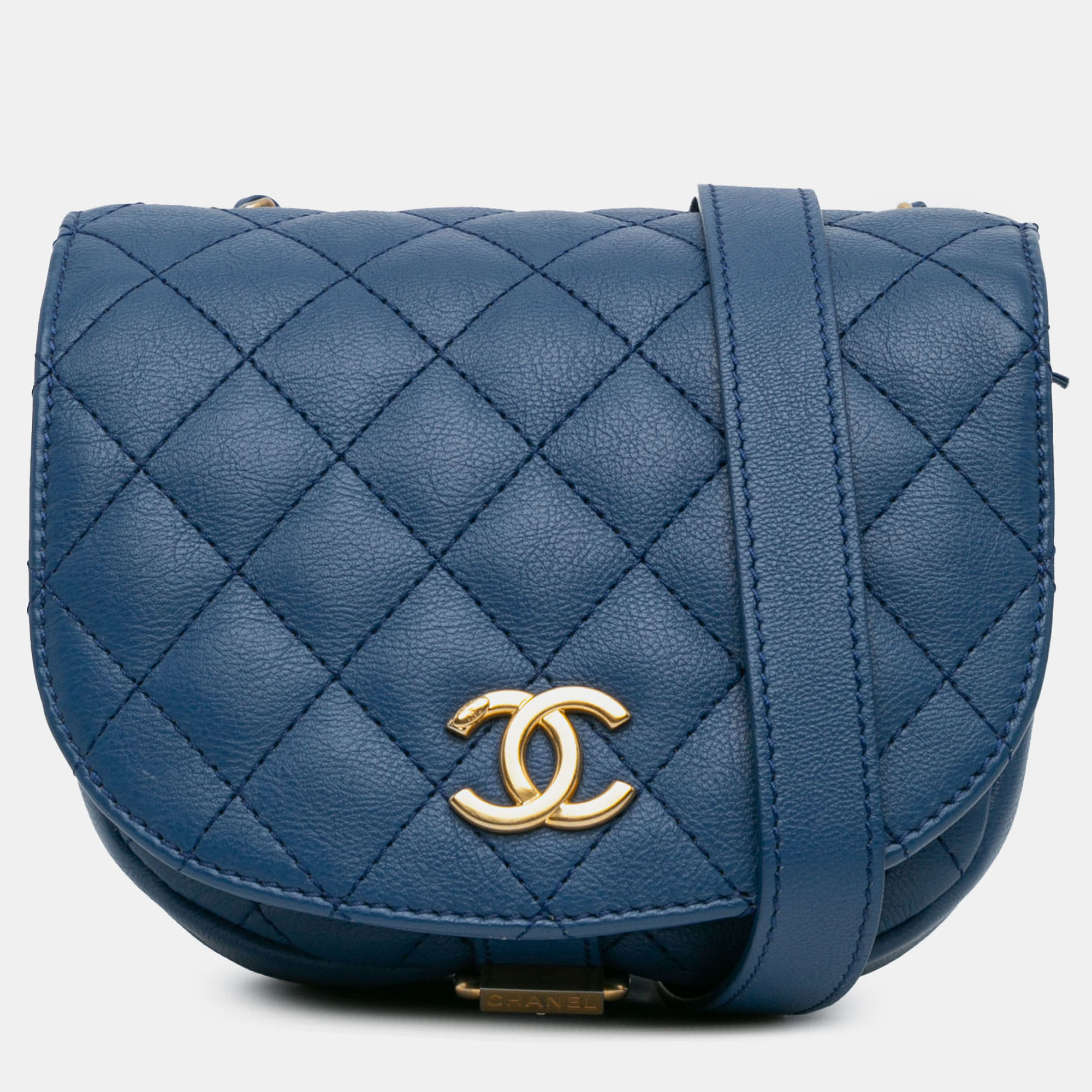 Pre-owned Chanel Blue Quilted Grained Calfskin Casual Trip Messenger