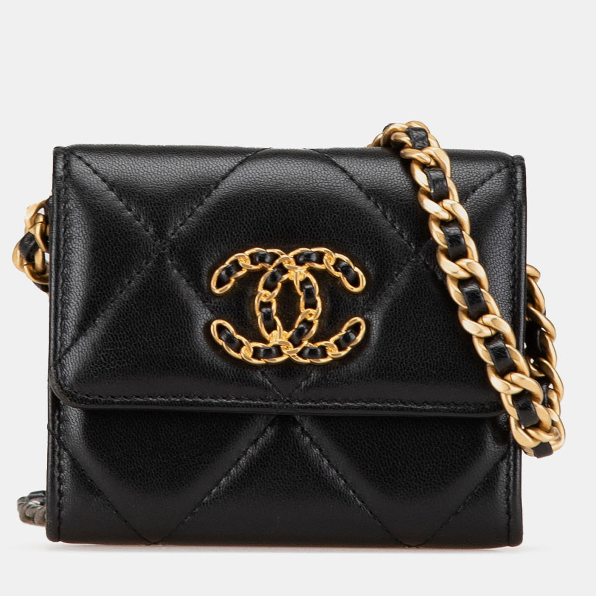 Pre-owned Chanel 19 Card Holder On Chain In Black