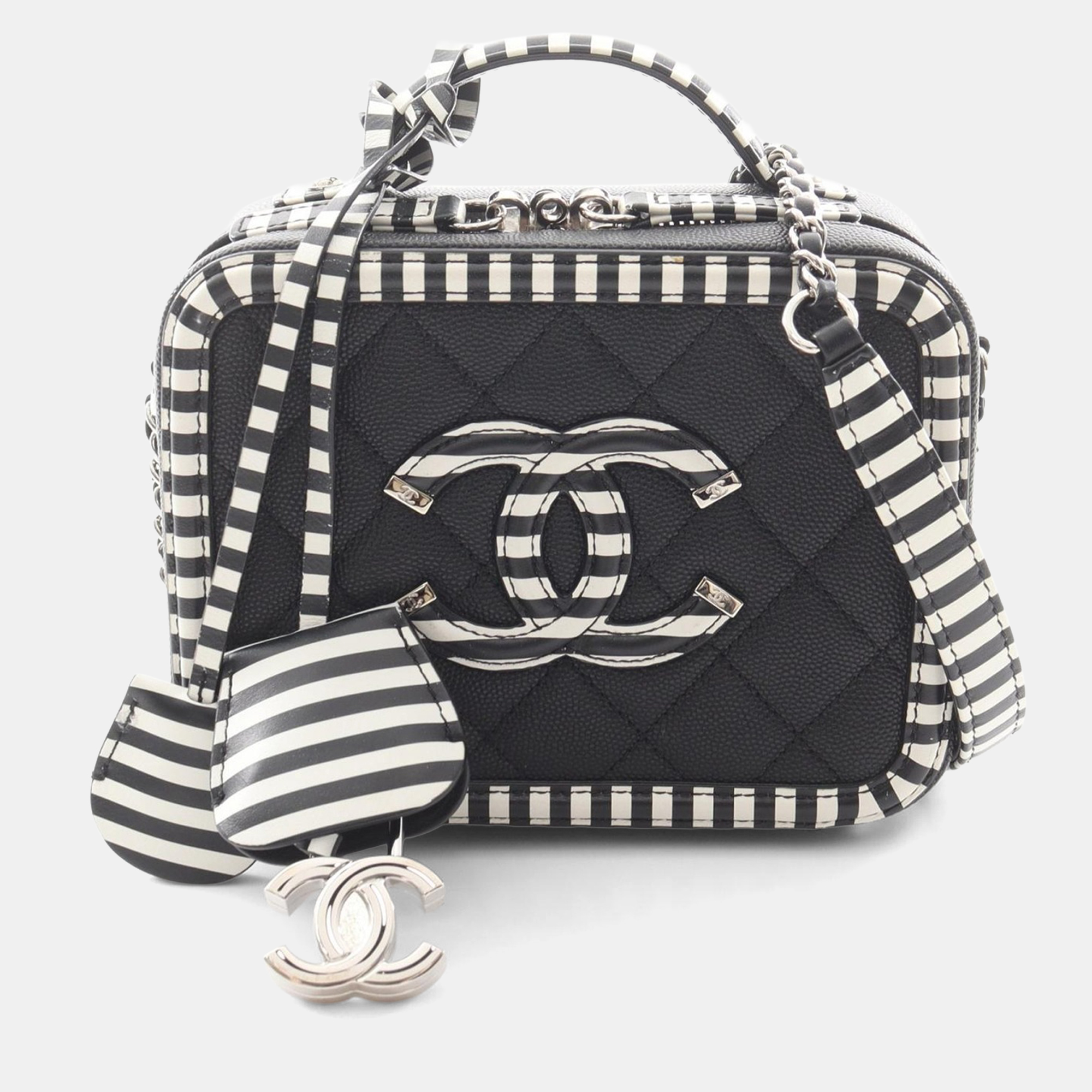 

Chanel CC Filigree Black/White Leather Small Vanity Shoulder Bag