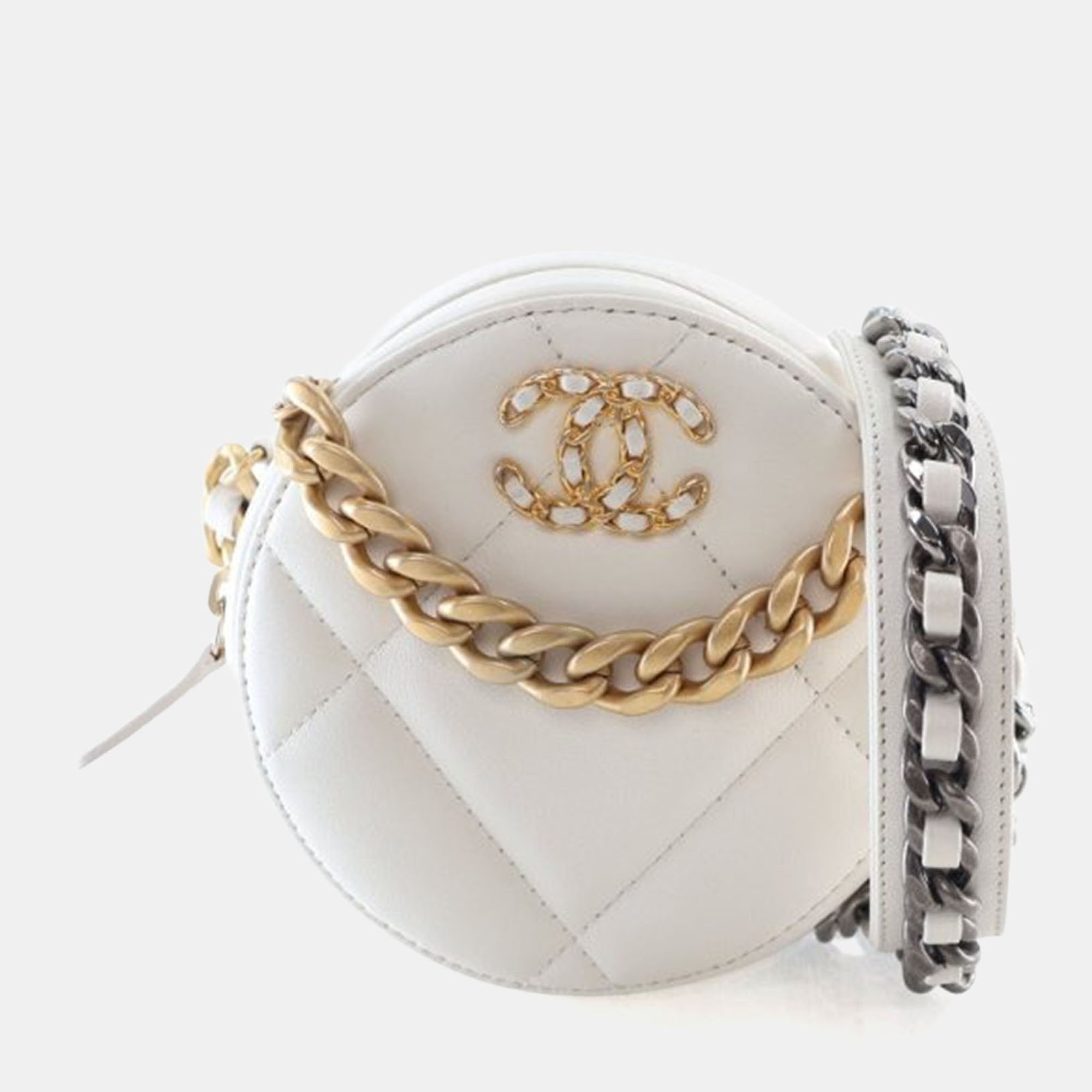 

Chanel White Calfskin 19 Round Clutch With Chain