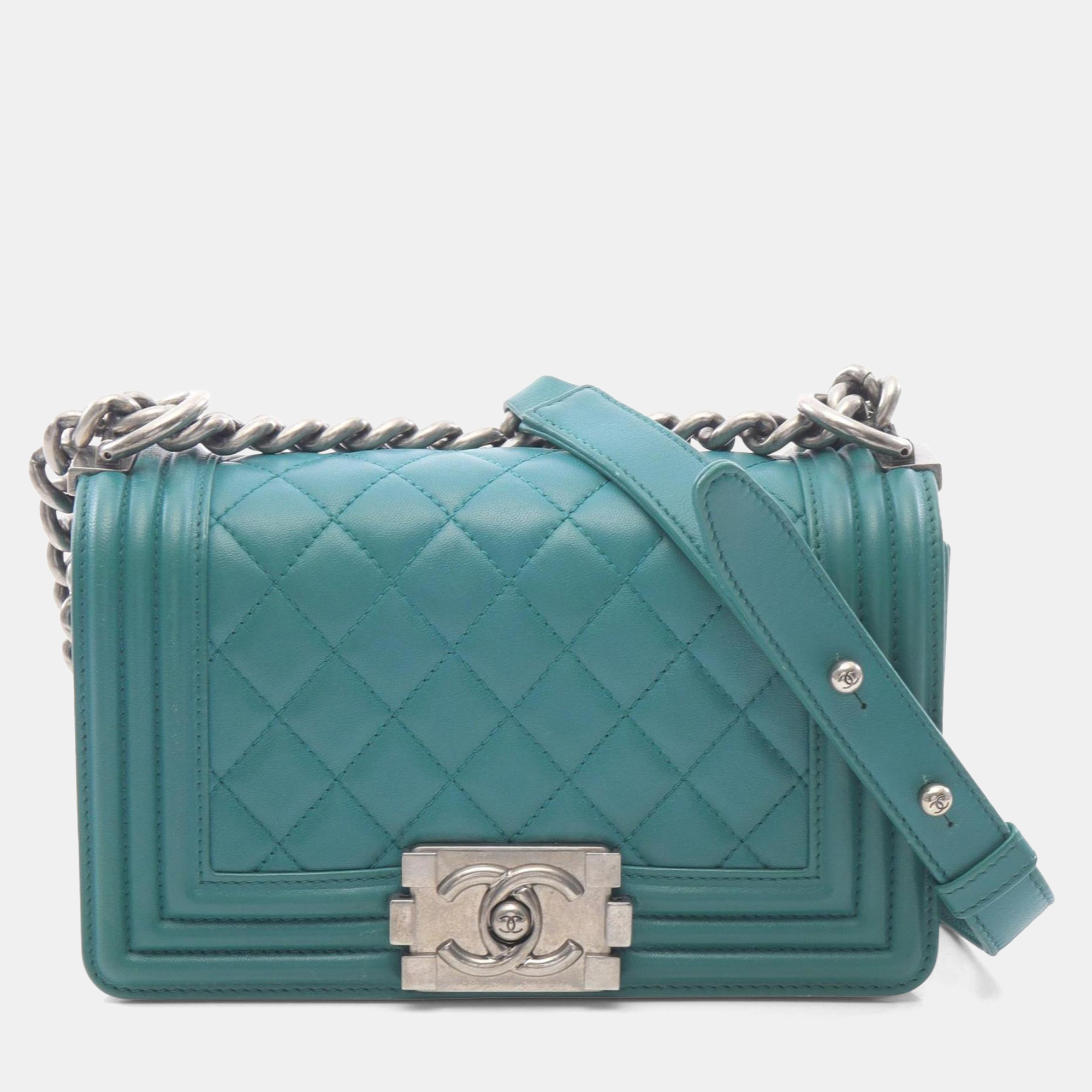 

Chanel Boy Chanel Small Shoulder Bag In Lambskin (Sheepskin) - Green