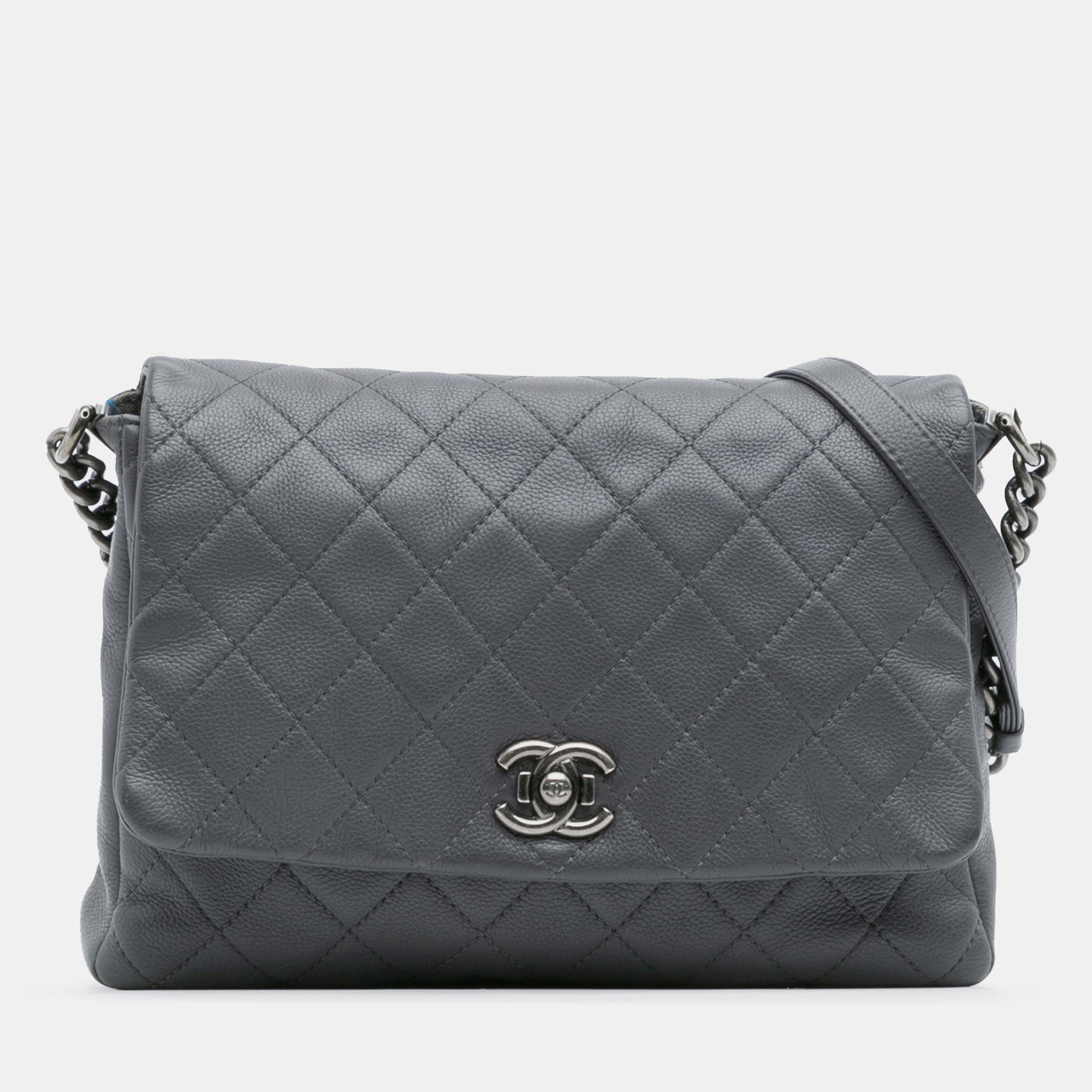 Pre-owned Chanel Grey Quilted Calfskin Couture Messenger Bag In Gray