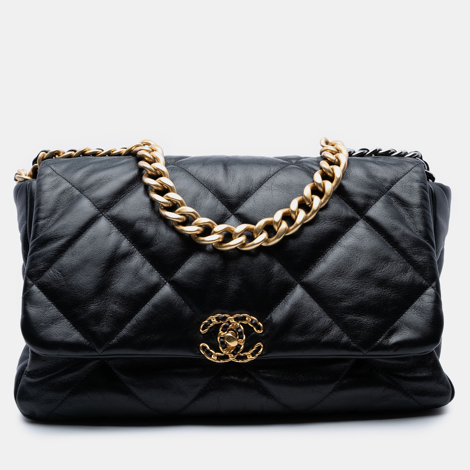 

Chanel Black Maxi Lambskin 19 Flap