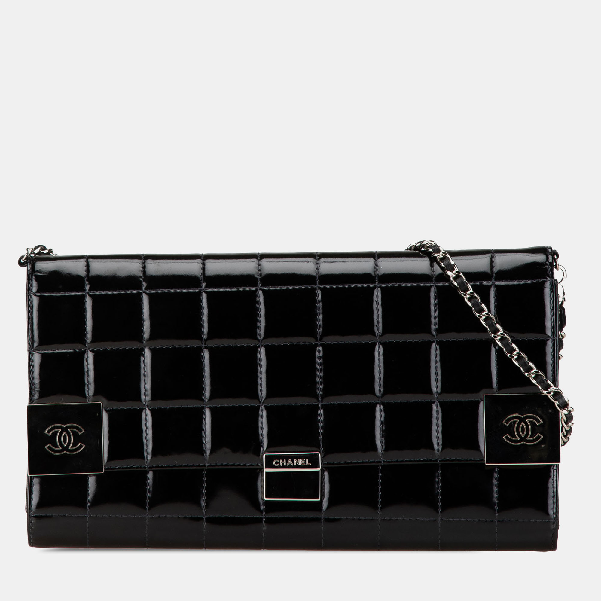 

Chanel Black CC Chocolate Bar Patent Clutch on Chain