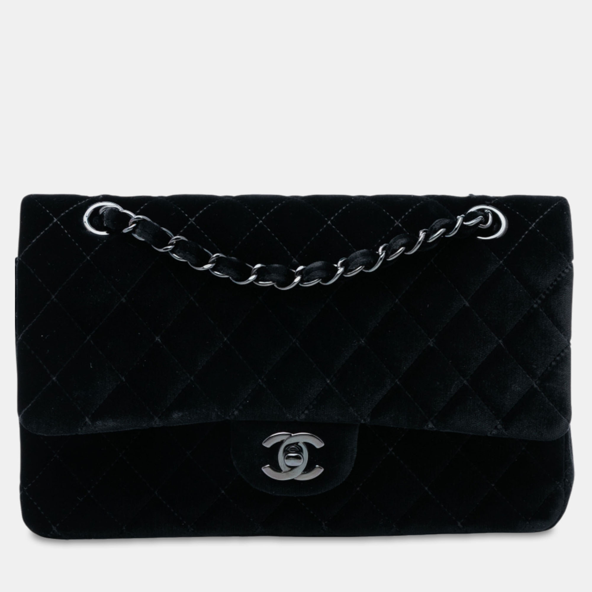 

Chanel Black Medium Classic Velvet Double Flap