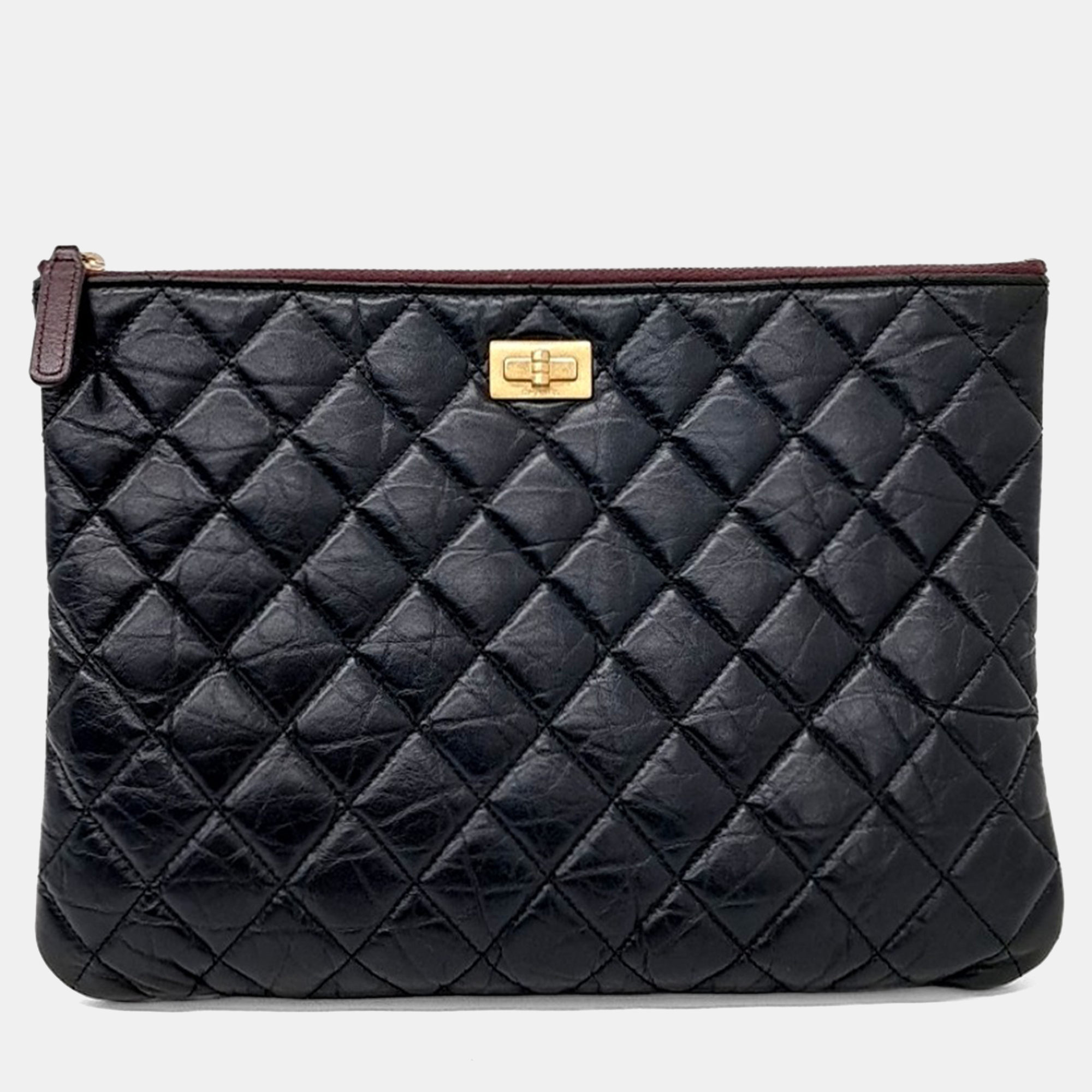 

Chanel Black Leather Vintage Clutch New Medium