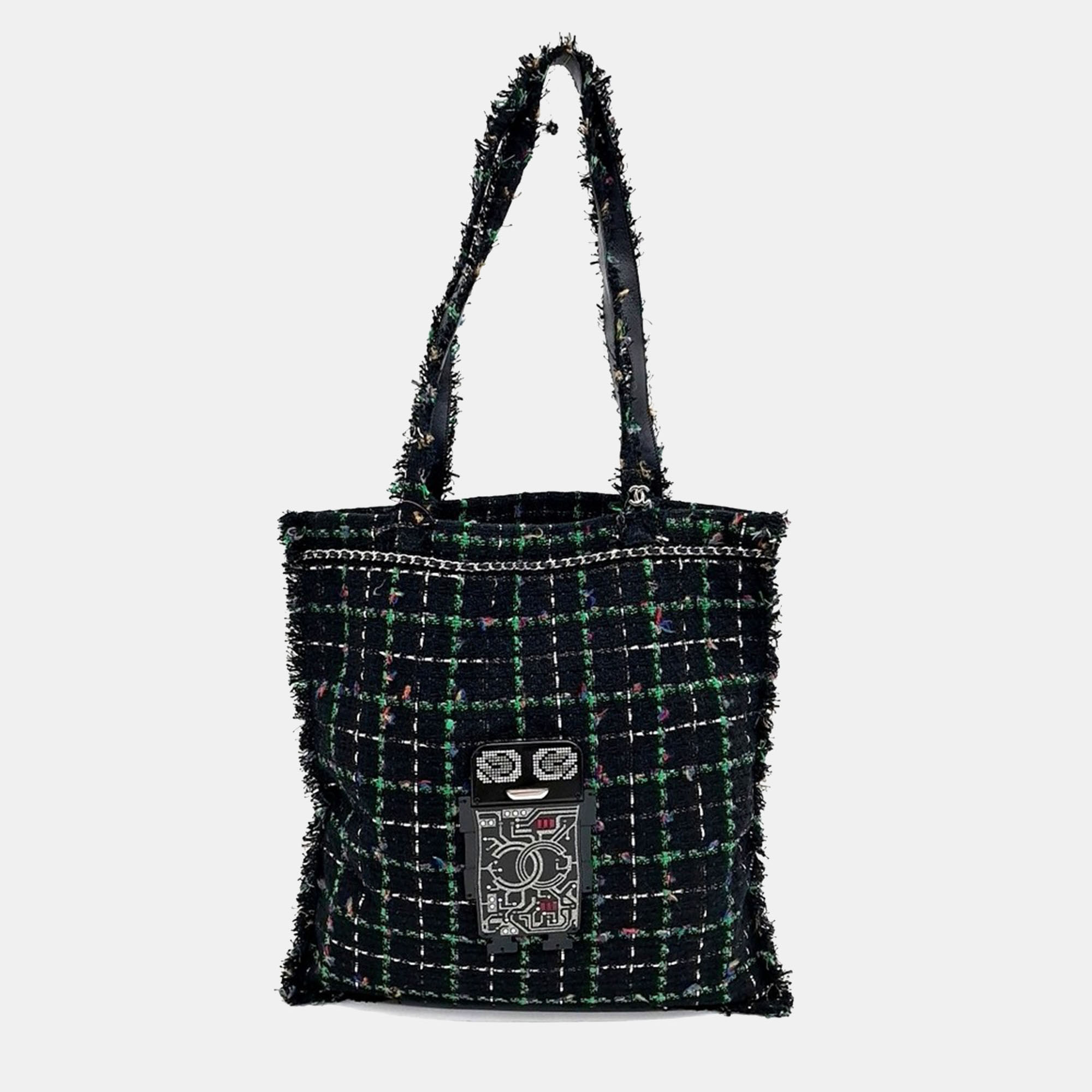 

Chanel Black Tweed Tweed Robot Chain Shopper Bag