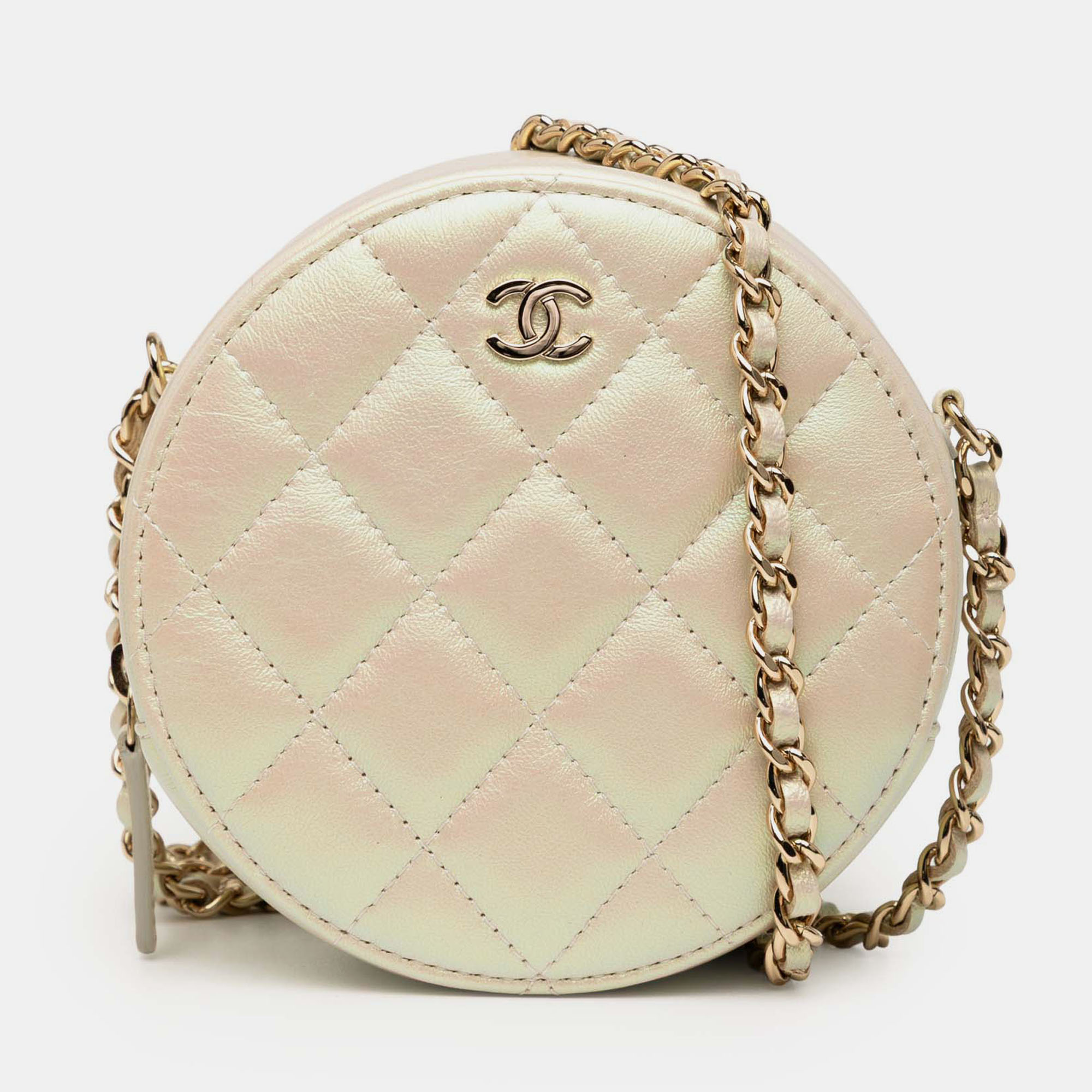 

Chanel White Iridescent Quilted Lambskin Round Clutch With Chain