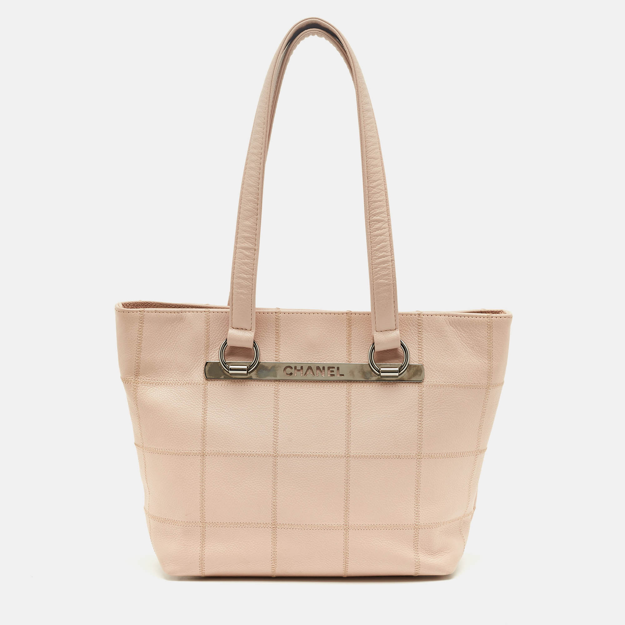 

Chanel Beige Square Quilted Leather LAX Tote
