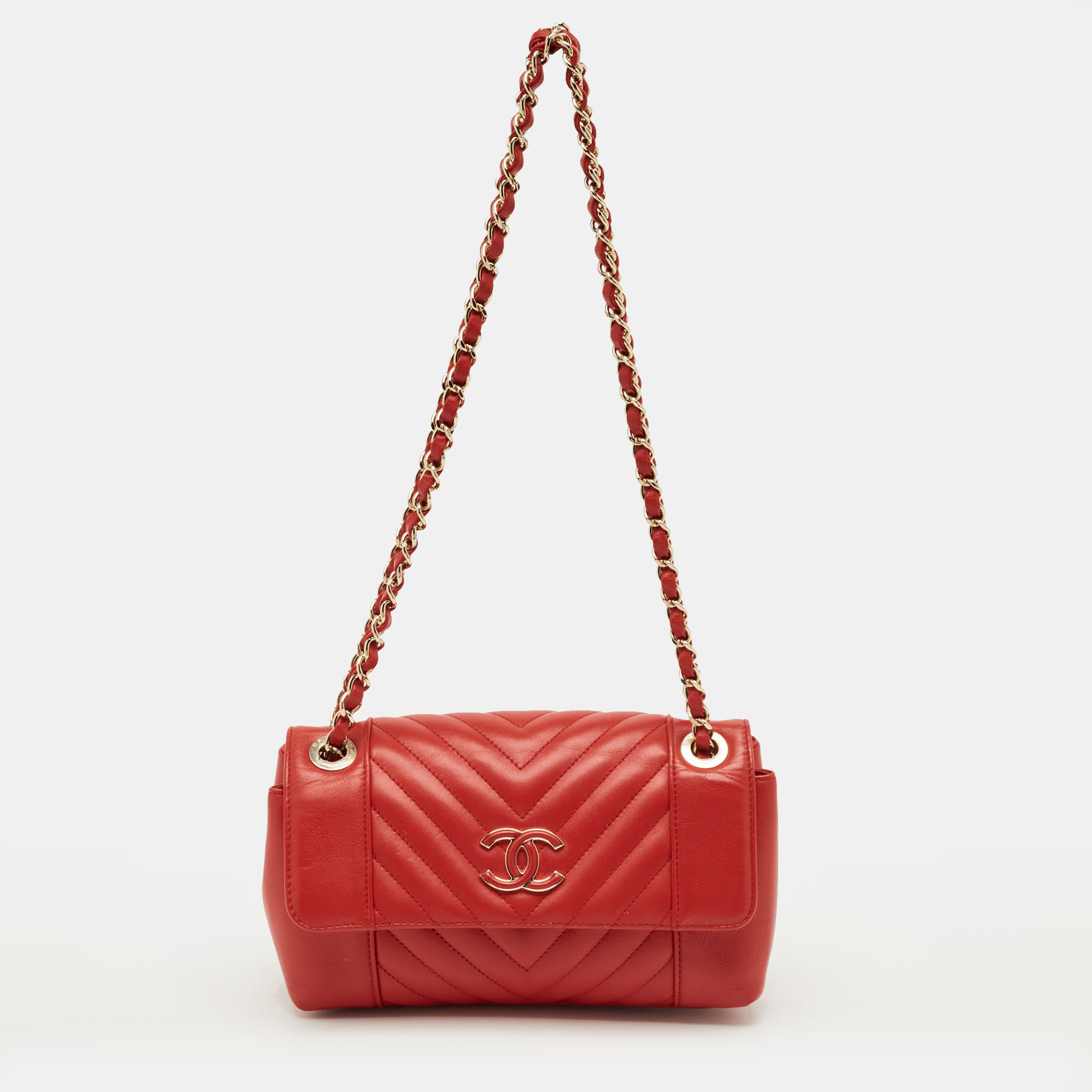 

Chanel Red Chevron Leather Small Daily Flap Bag