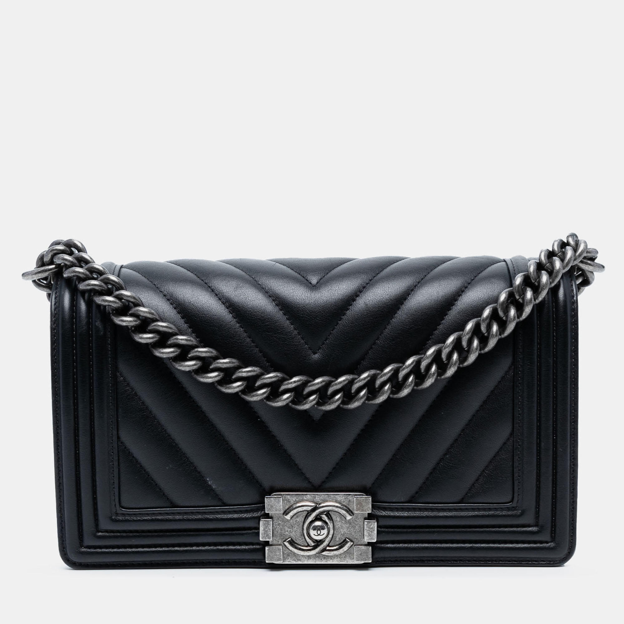 

Chanel Black Old Medium Chevron Lambskin Boy Flap