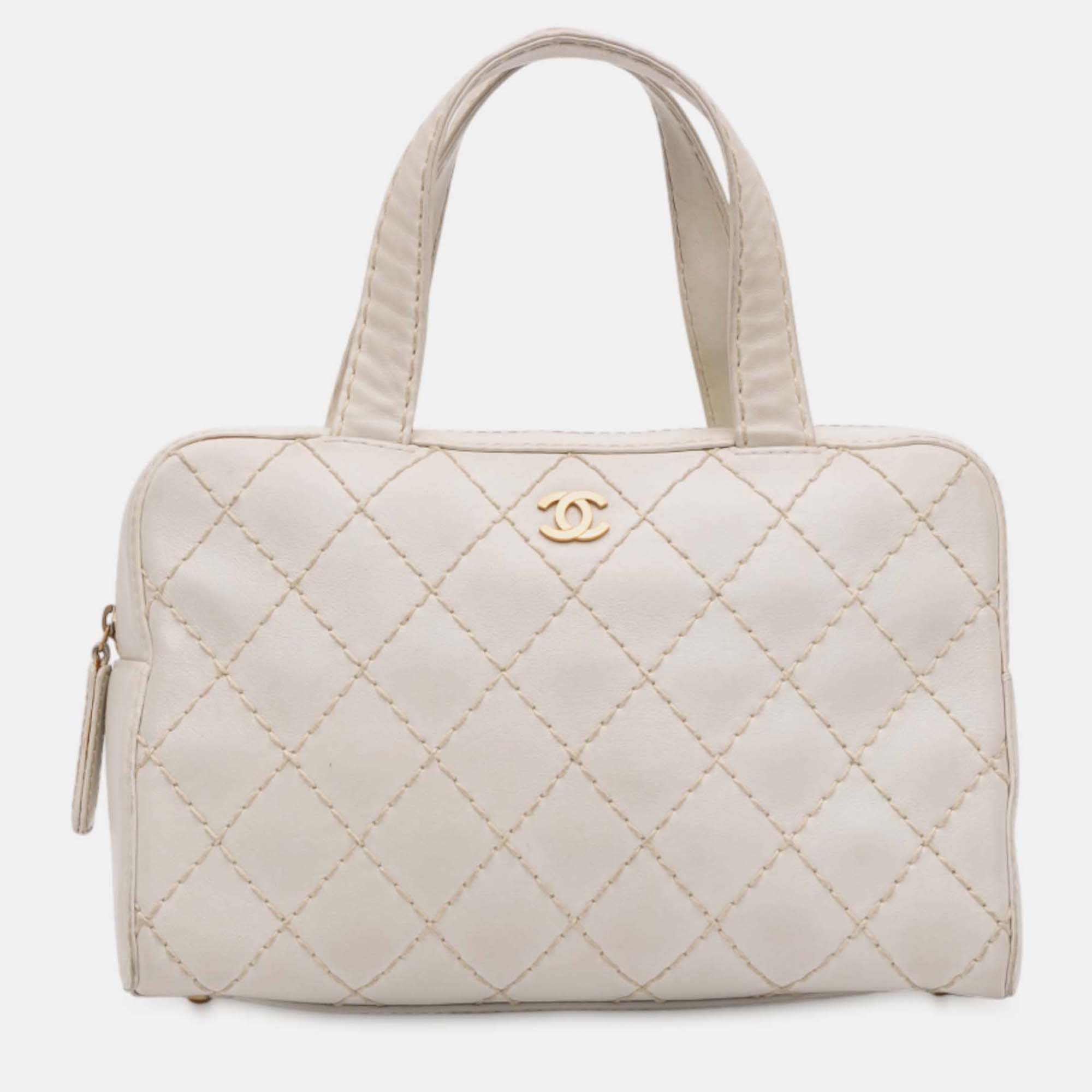 

Chanel White CC Lambskin Wild Stitch Handbag