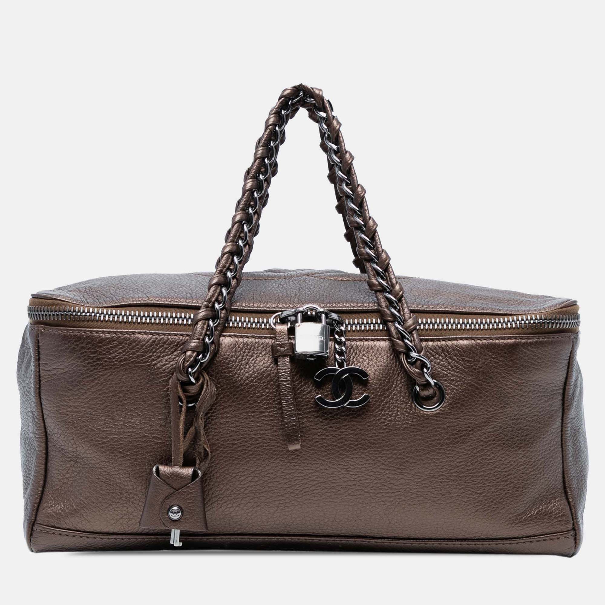 

Chanel Brown Large CC Luxe Ligne Bowler Handbag
