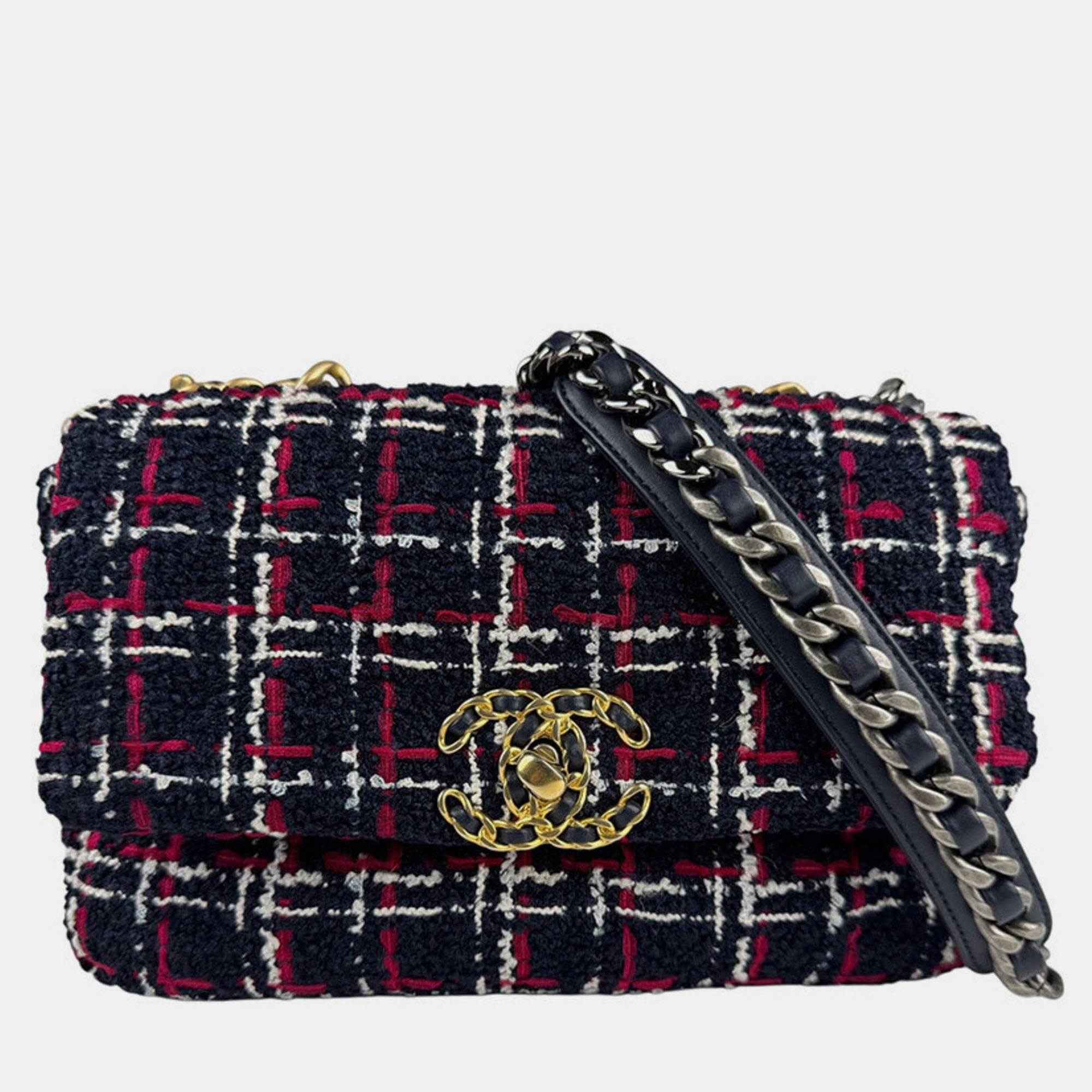 

Chanel Shoulder Bag Tweed Navy X Red White Gold, Multicolor