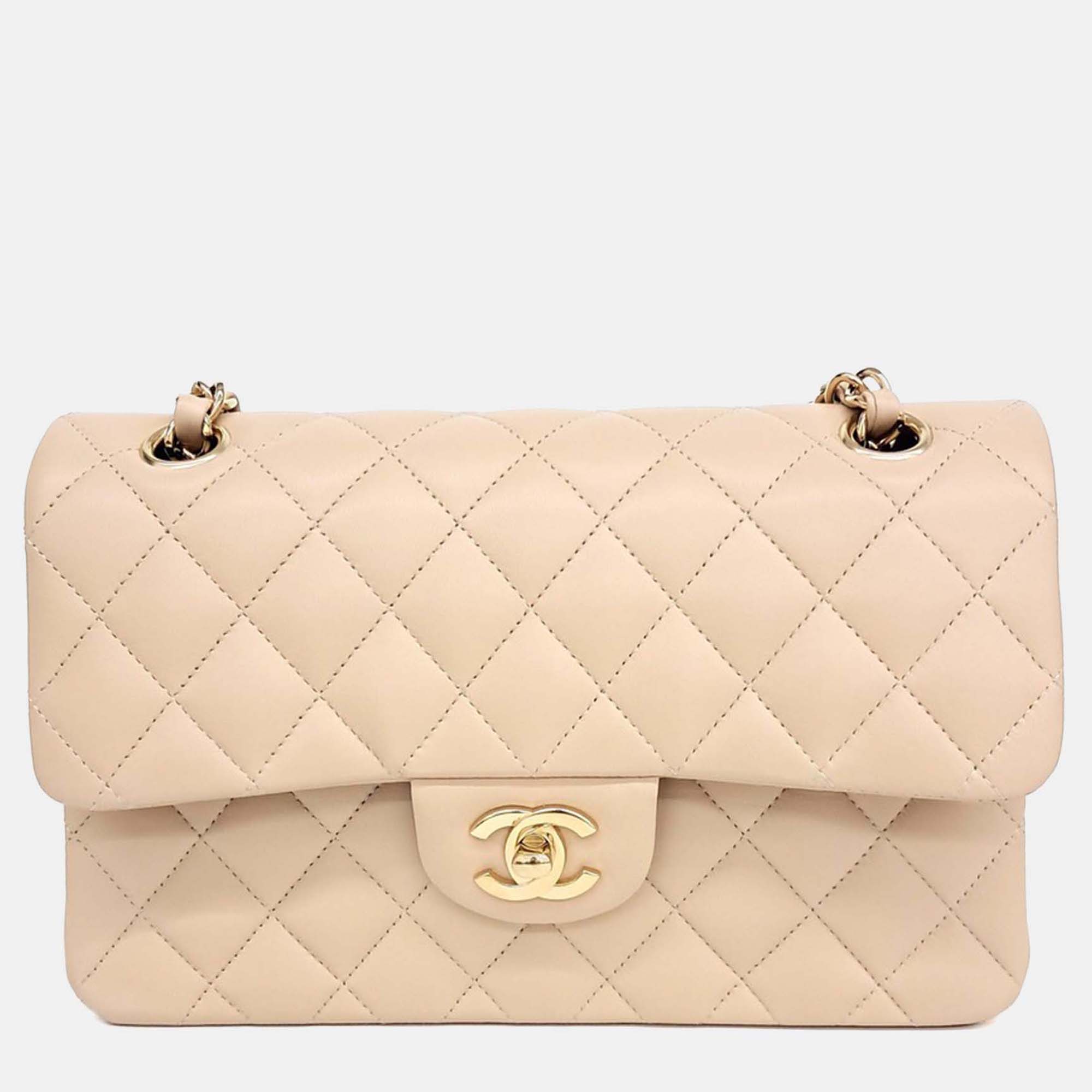

Chanel Beige Leather Caviar Classic Small