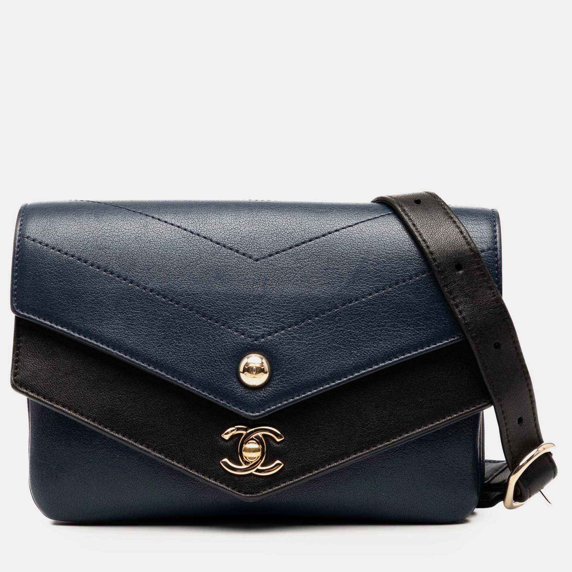 

Chanel Chevron Calfskin Double Envelope Flap, Navy blue