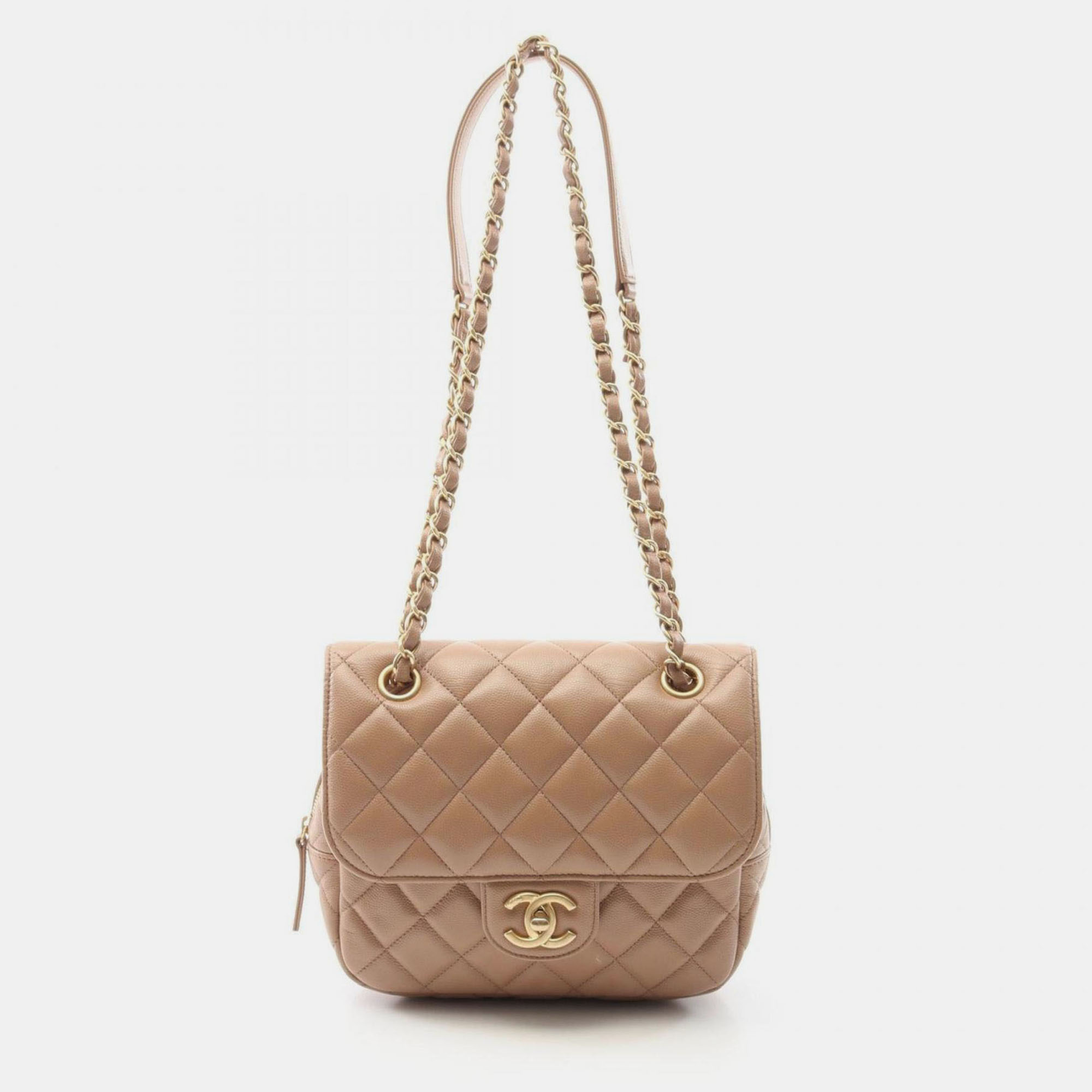 

Chanel Matelasse Shoulder Bag In Calfskin Leather Beige