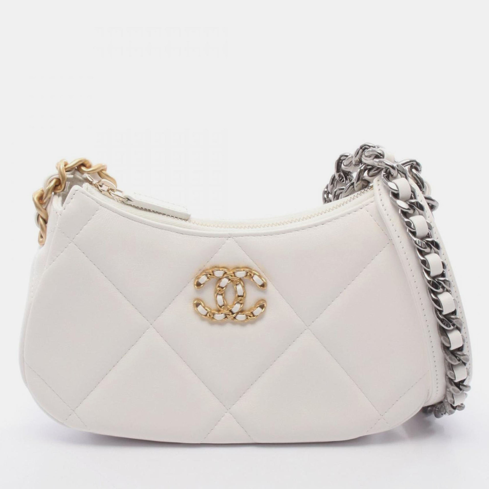 

Chanel 19 Matelasse Small Hobo Shoulder Bag Leather White