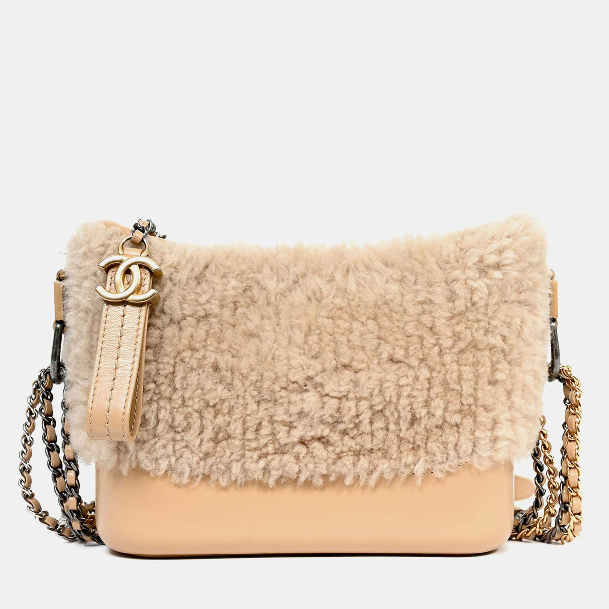 

Chanel 2017-18 Beige Shearling/Leather Small Gabrielle Crossbody