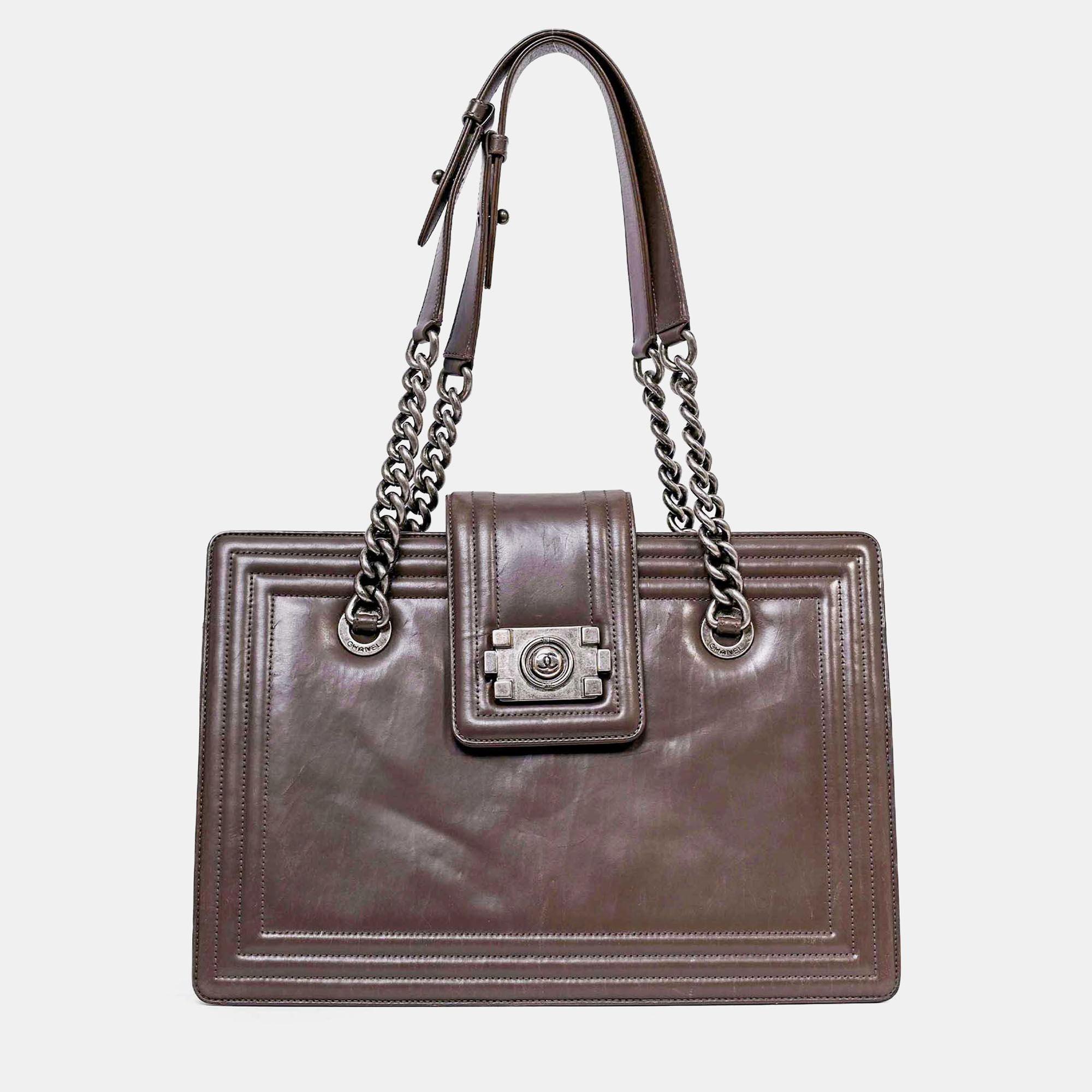 

Chanel 2011 Grey Leather Reverso Boy Bag