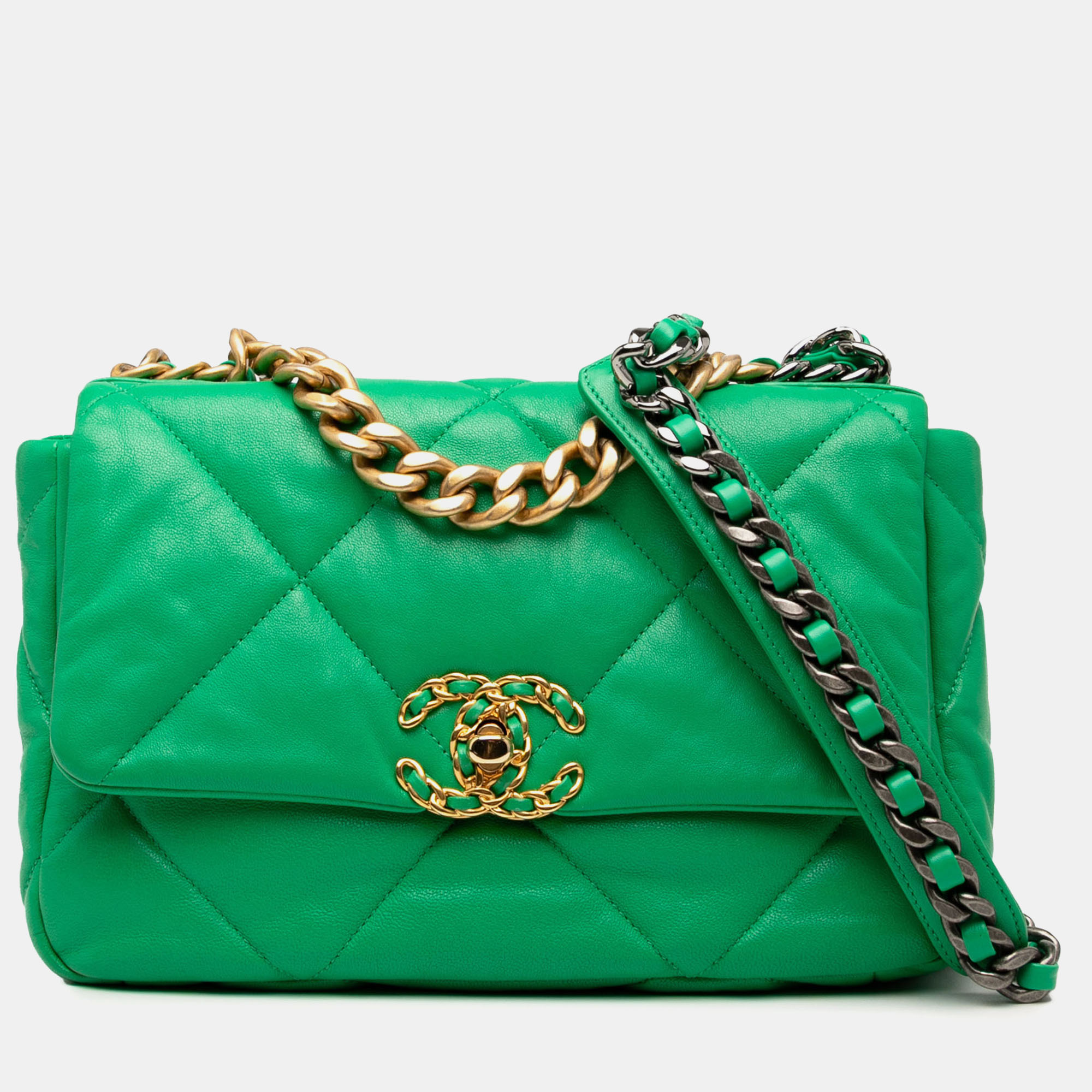 

Chanel Green Medium Lambskin 19 Flap