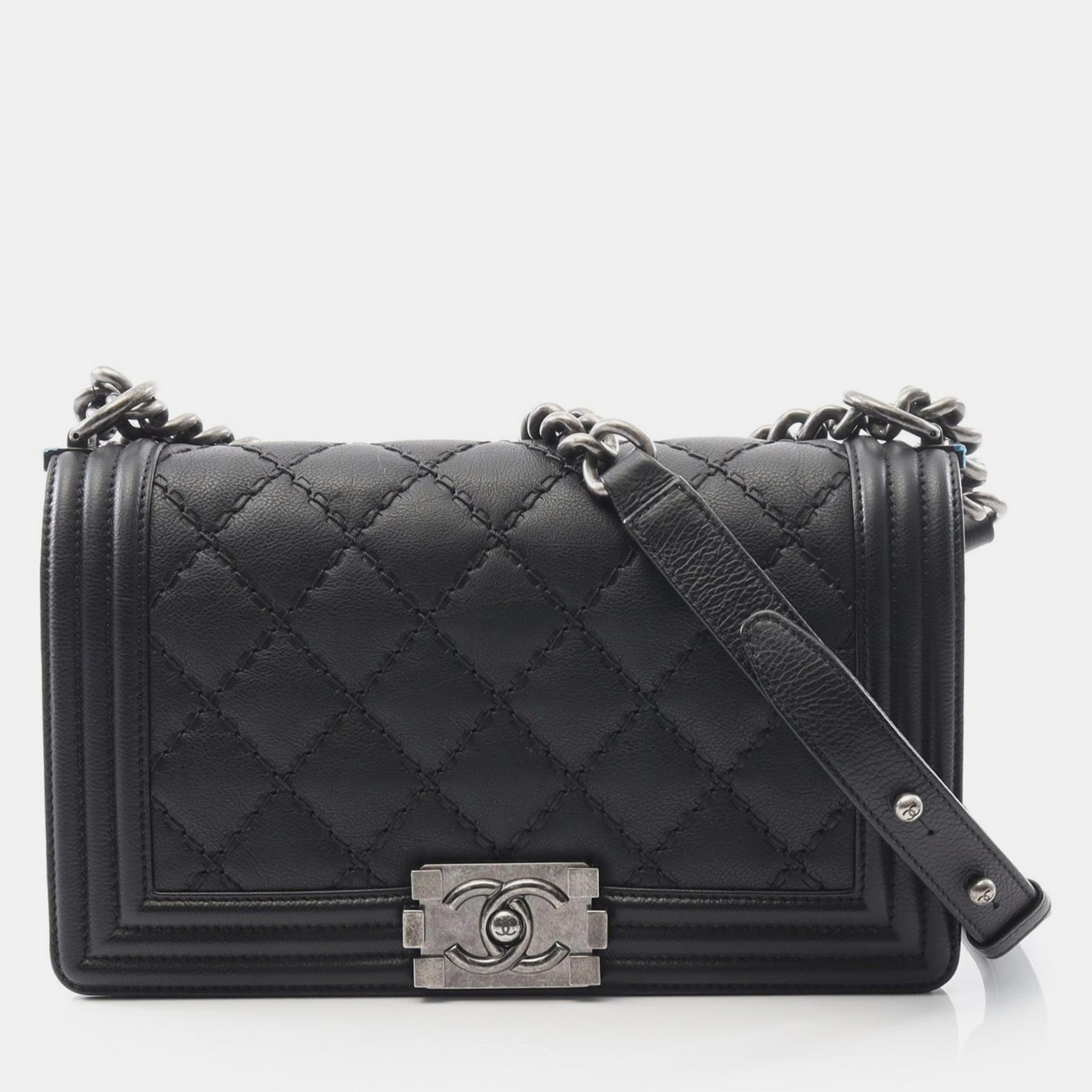 

Chanel Boy Black Leather Shoulder Bag