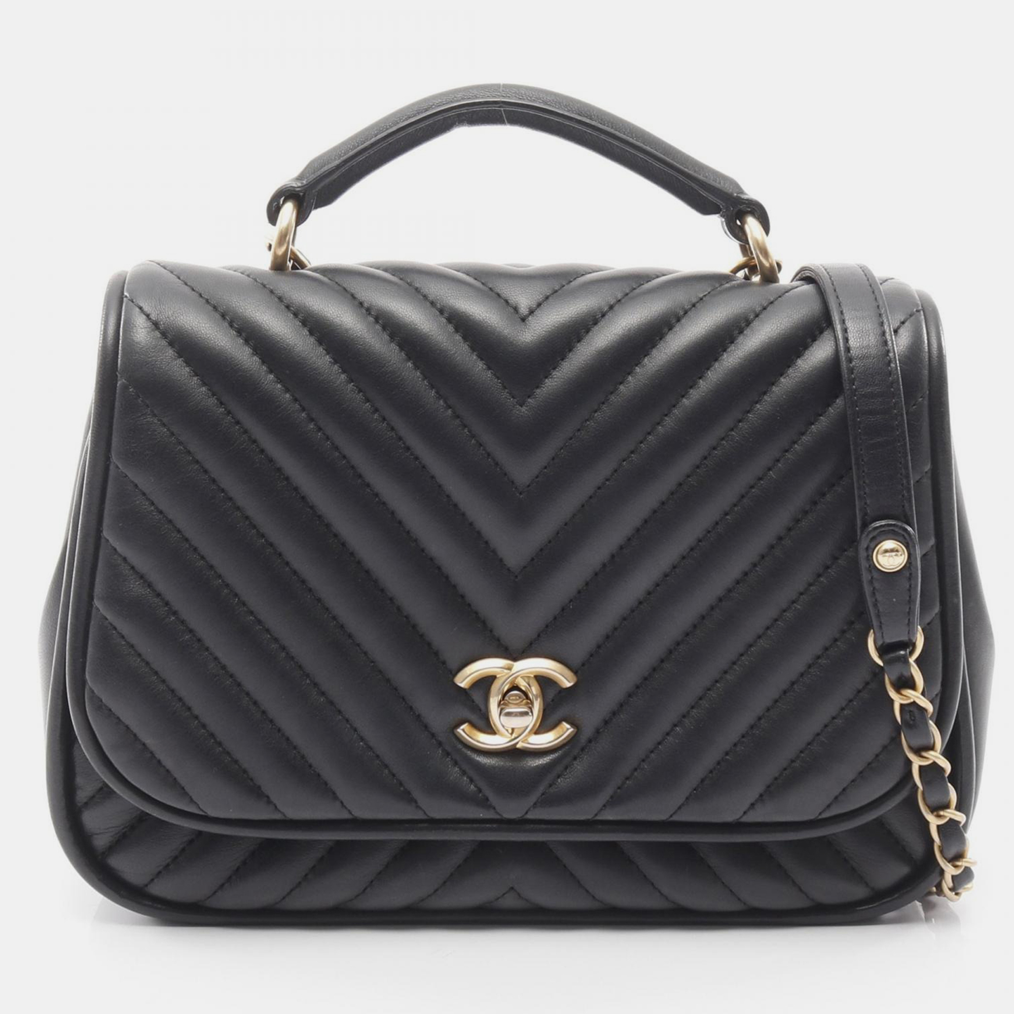 

Chanel Reverse Chevron Quilted Black Lambskin Shoulder Bag