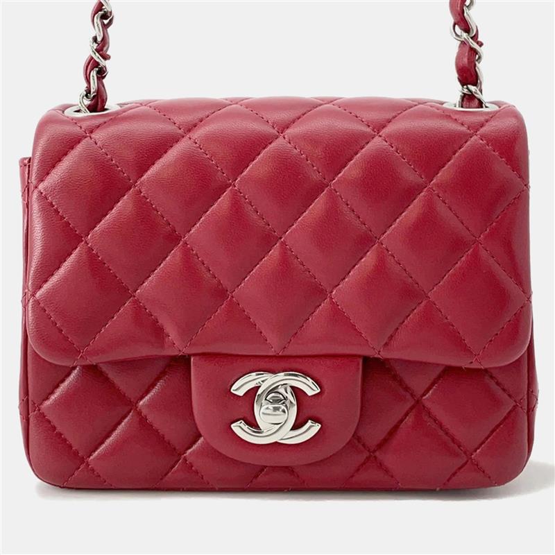 

Chanel Mini Matelasse Single Chain Shoulder Bag Red Lambskin