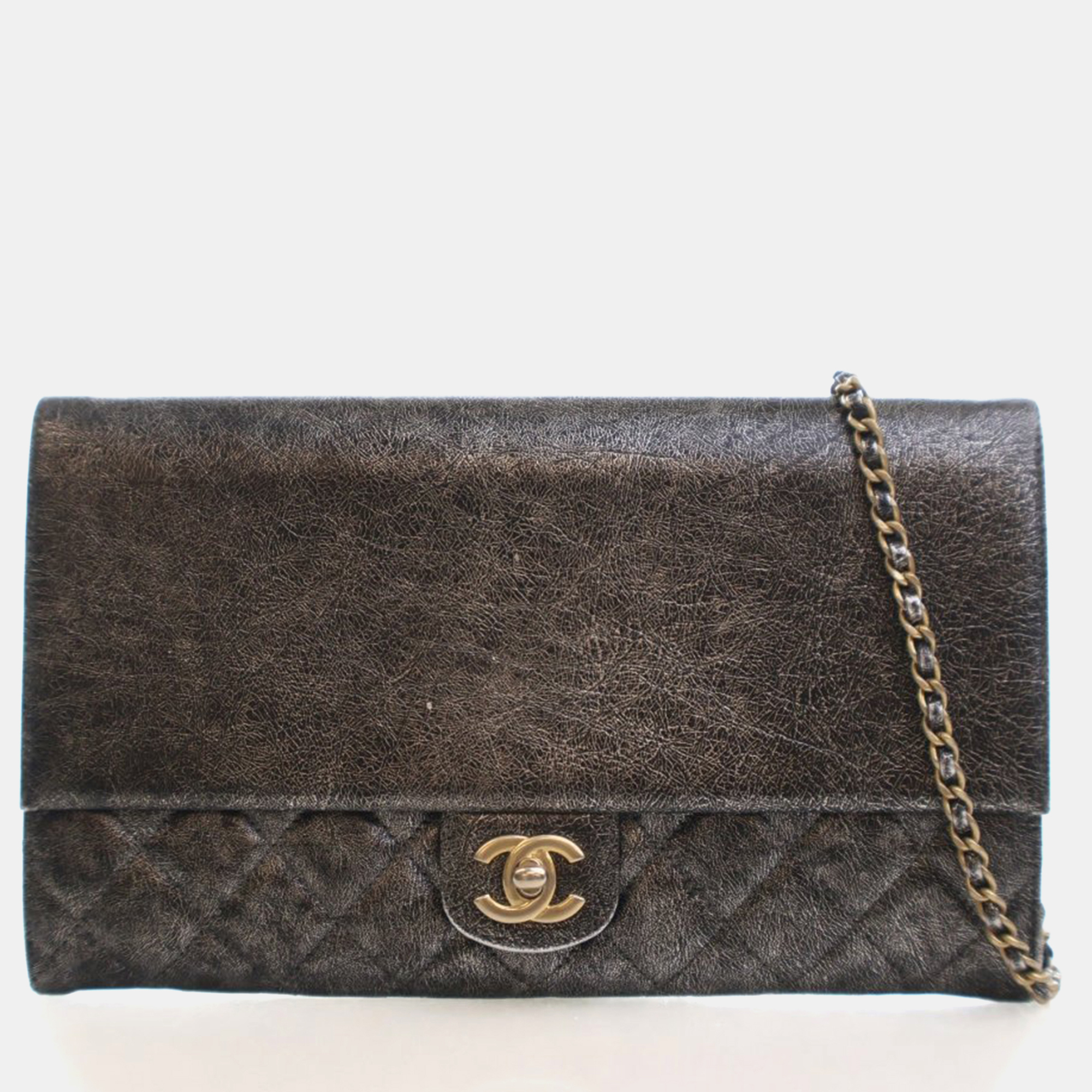 

Chanel Cracked Metallic Calfskin Zip Away Chain Clutch, Grey
