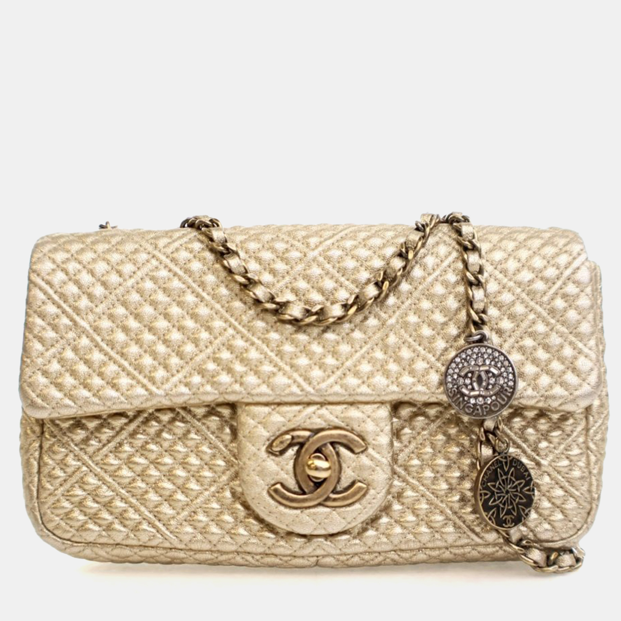 

Chanel Small Gold Lambskin Coin Flap Bag