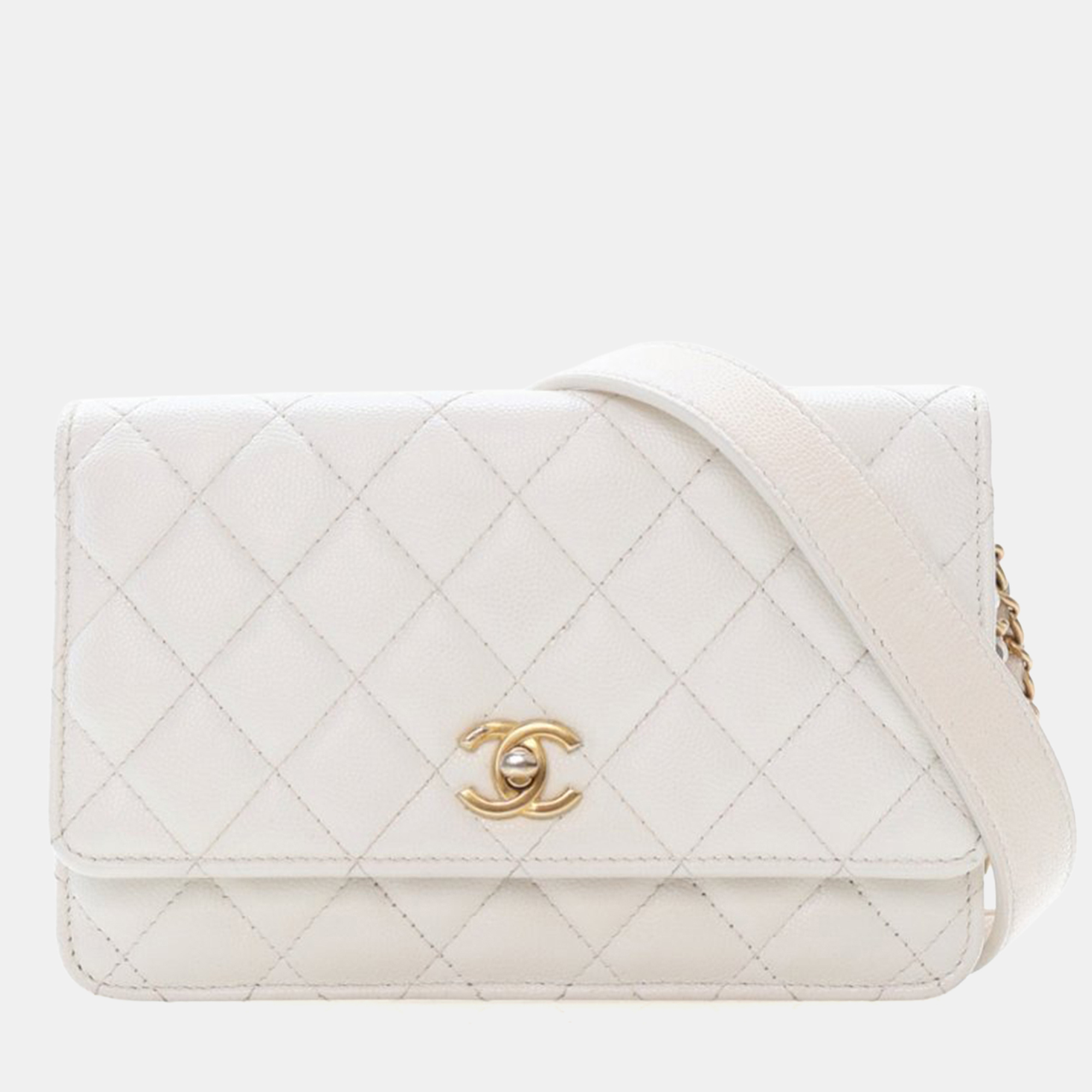 Pre-owned Chanel White Caviar Twist Your Buttons Wallet On Chain (woc)