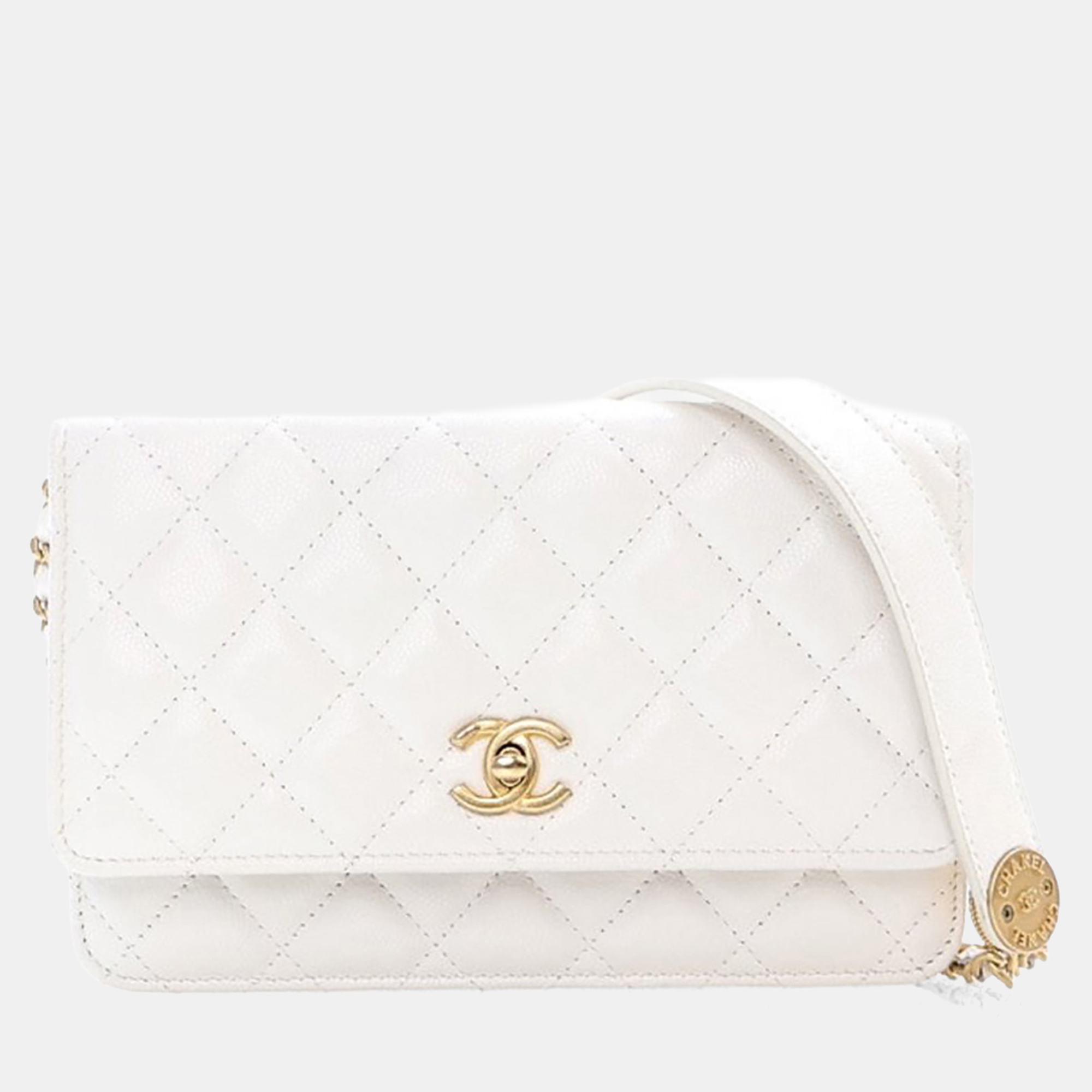 Pre-owned Chanel Caviar Twist Your Buttons Wallet On Chain (woc) In White