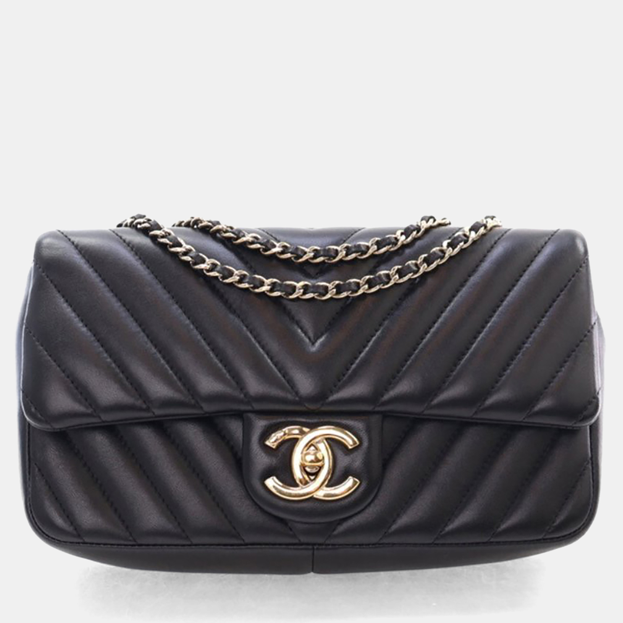 

Chanel Medium Black Lambskin Chevron Classic Single Flap Bag