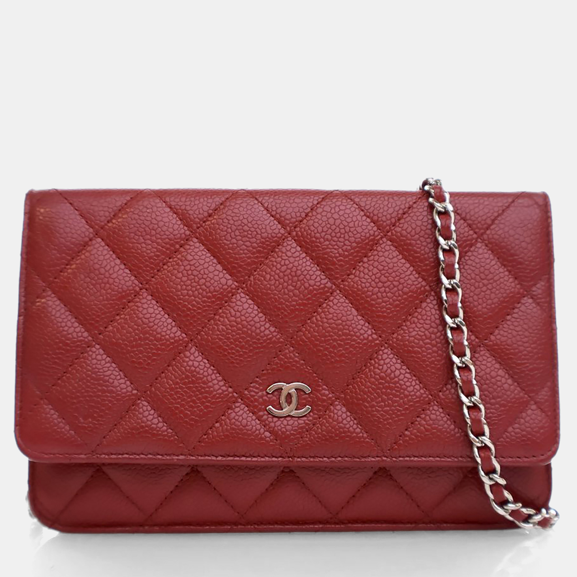 

Chanel Caviar Wallet On Chain (WOC), Red