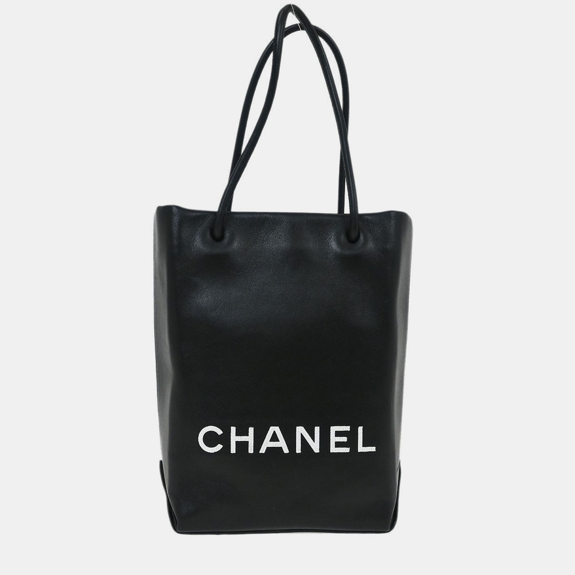 Pre-owned Chanel Black Calfskin Essential Tote Bag
