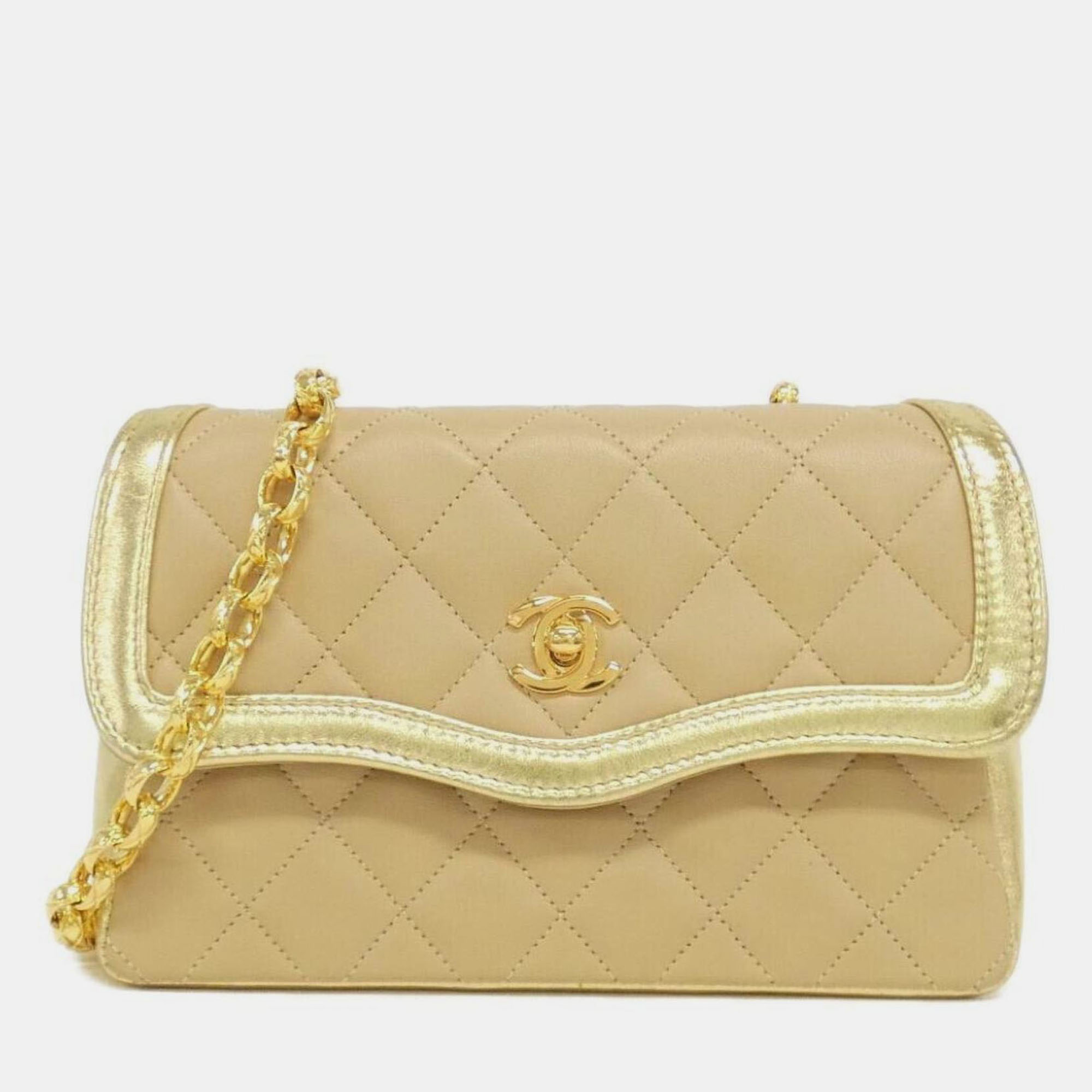 Pre-owned Chanel Lamb Leather Shoulder Bag In Sand