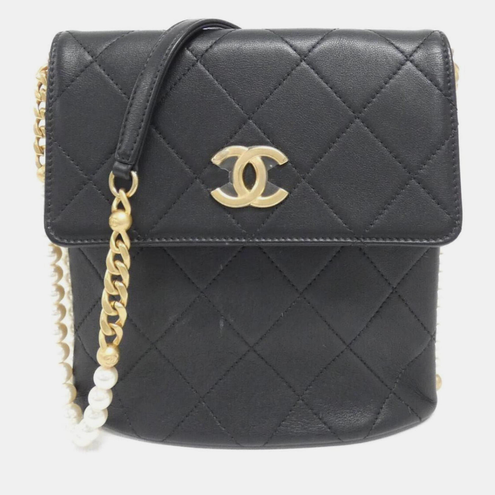 

Chanel Black Calfskin Shoulder Bag
