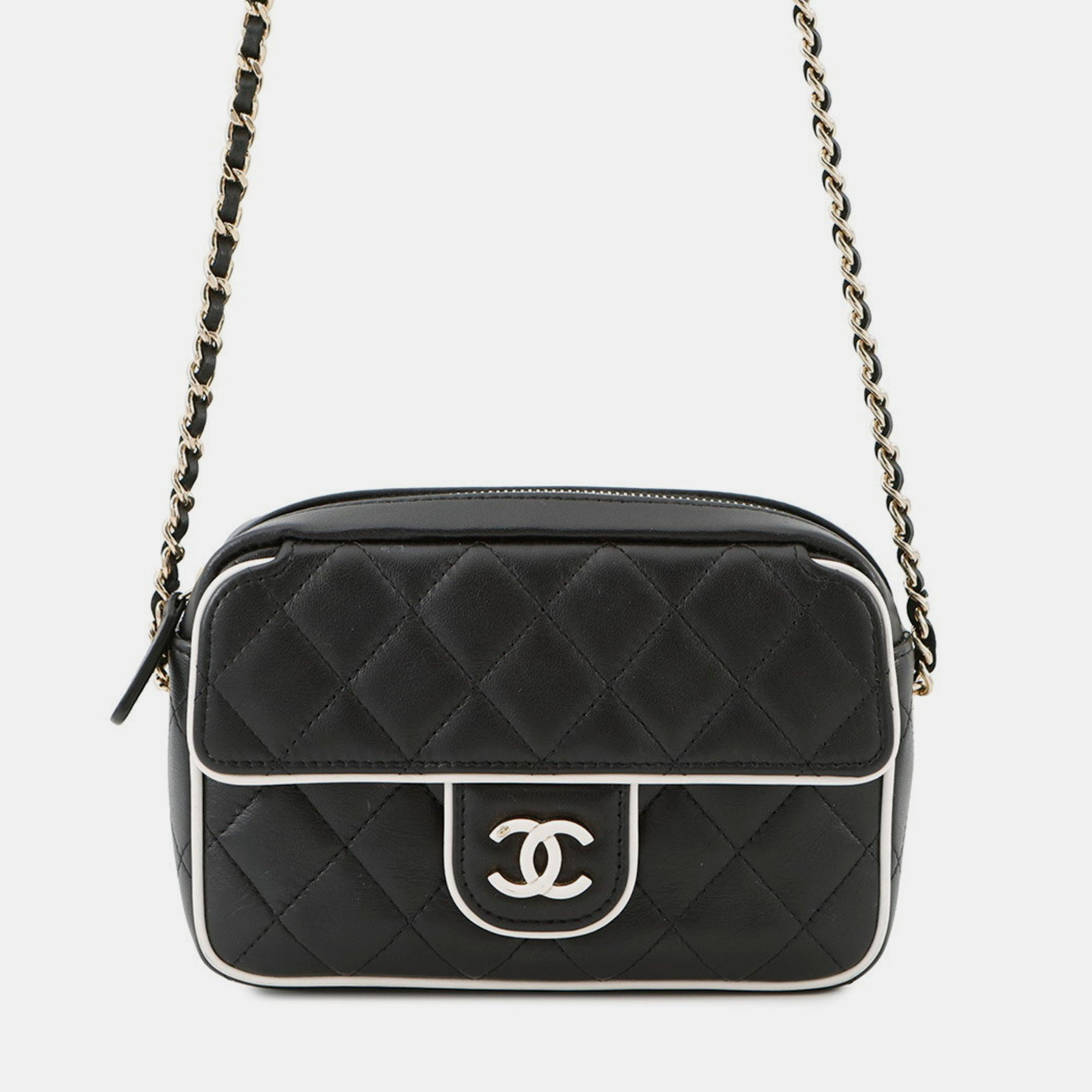 Click to view more detailed imagery on our partner's website Pre-owned Chanel Chain Shoulder Bag Matelasse Coco Mark Clutch Lambskin Black And White