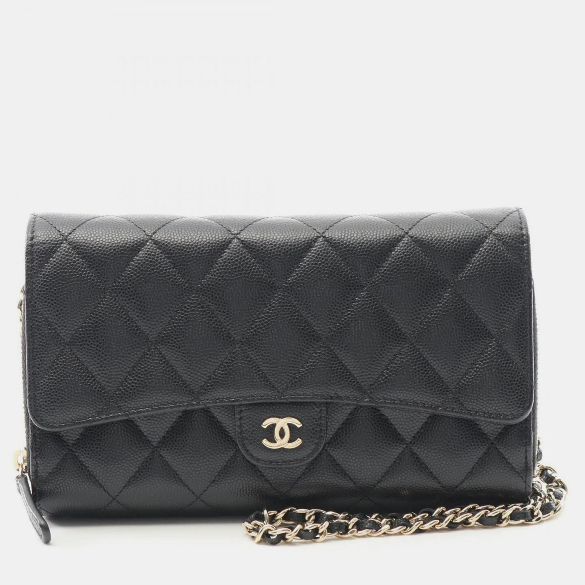 

Chanel Matelasse Shoulder Bag Calfskin Leather Black