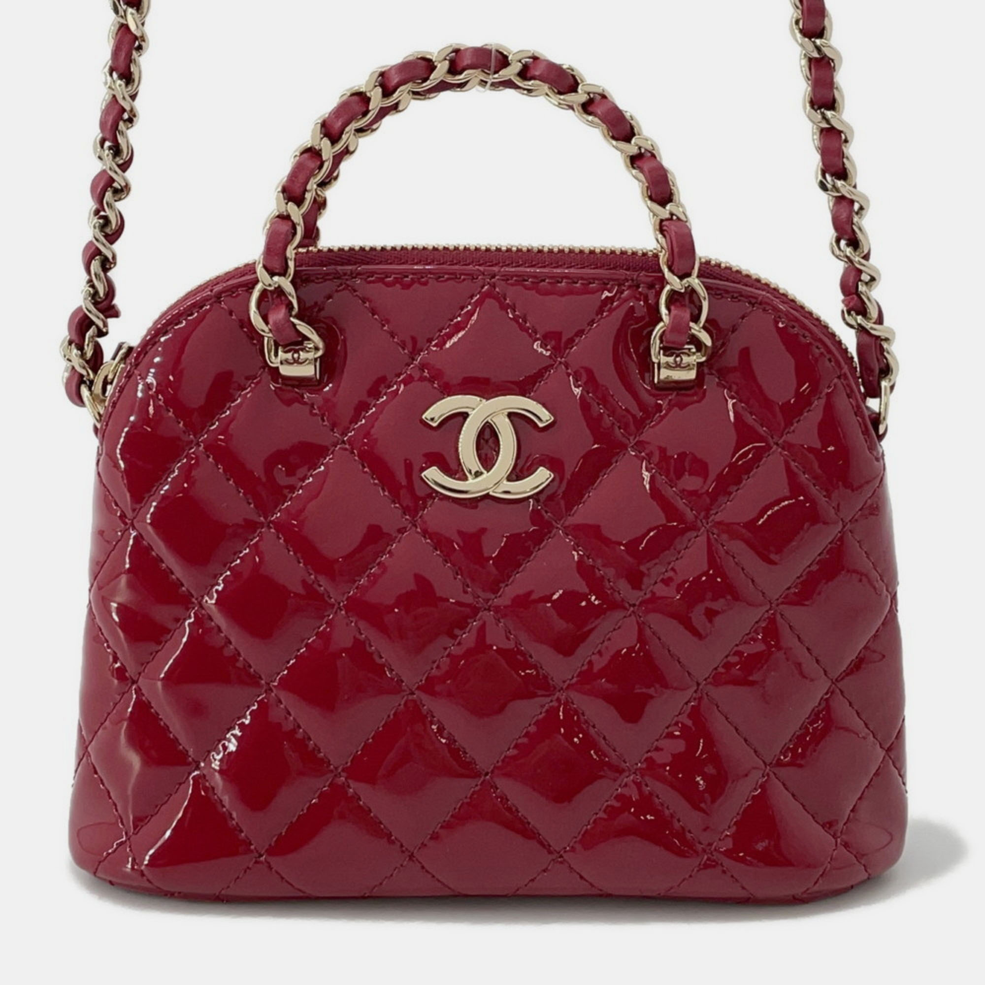 

Chanel Chain Shoulder Bag With Coco Mark And Matelasse Red Patent