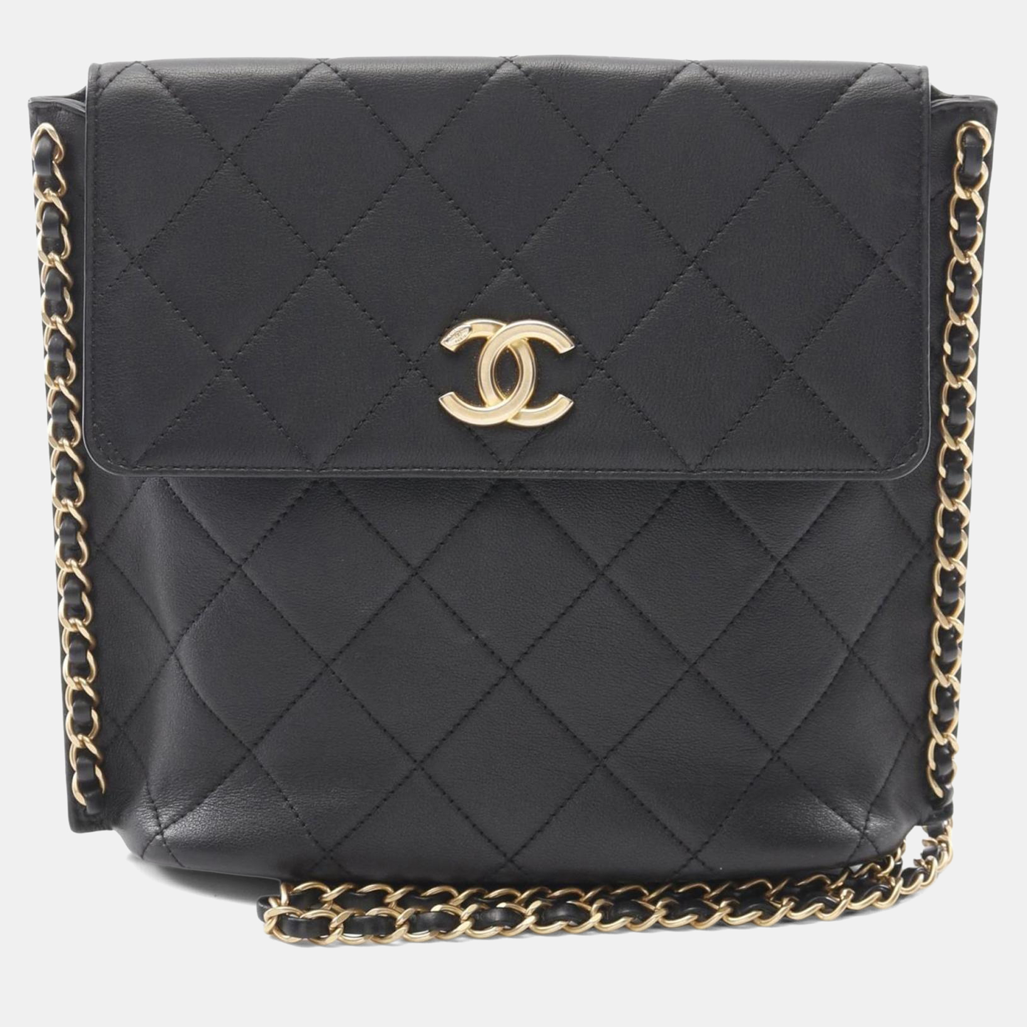 

Chanel Matelasse Shoulder Bag Lambskin Leather Black