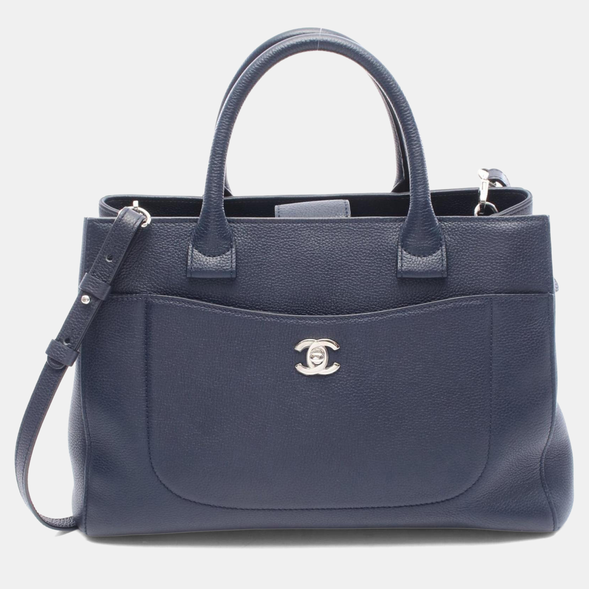 

Chanel Coco Mark Tote Bag Leather Navy, Navy blue