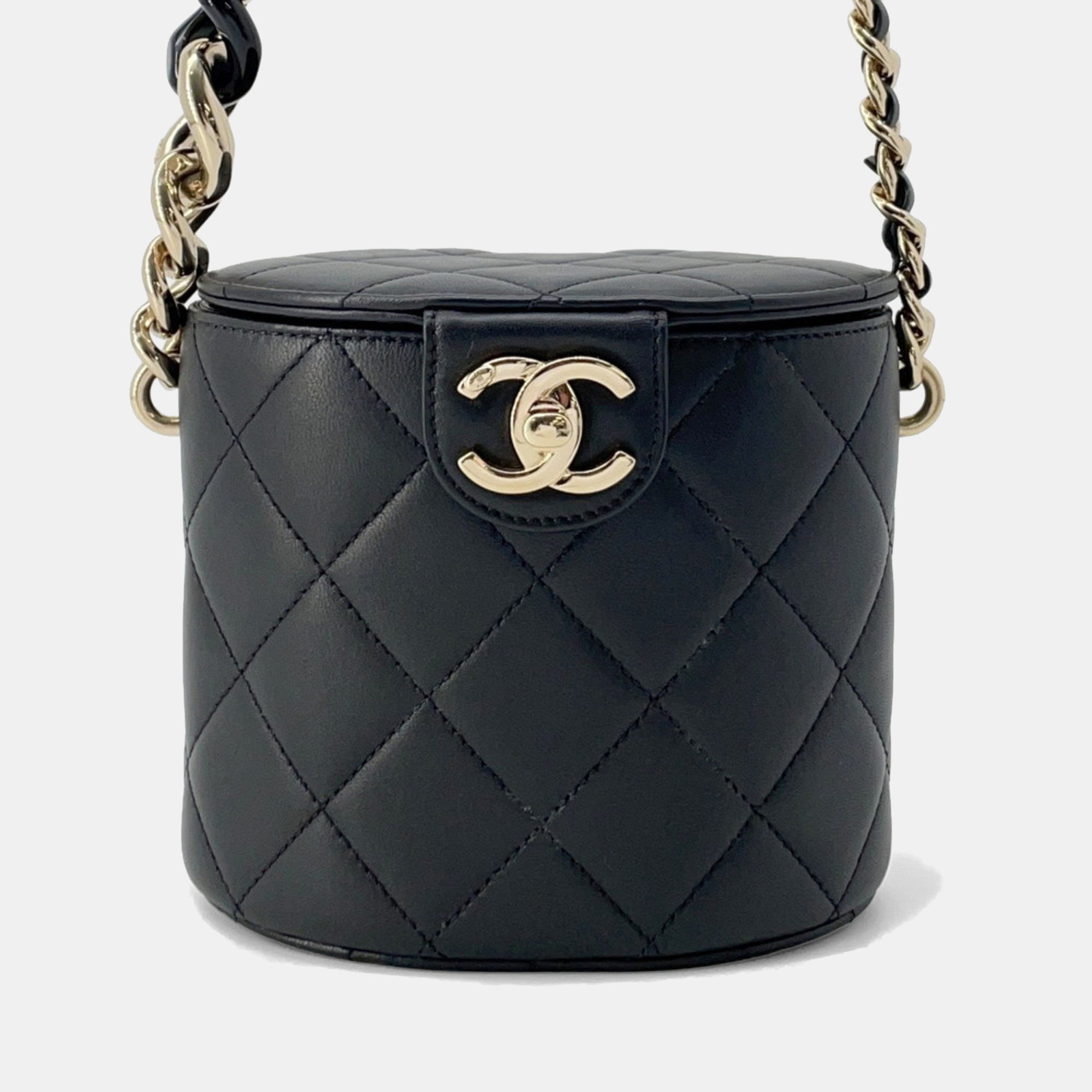 

Chanel Chain Shoulder Bag Coco Mark Matelasse Vanity Black