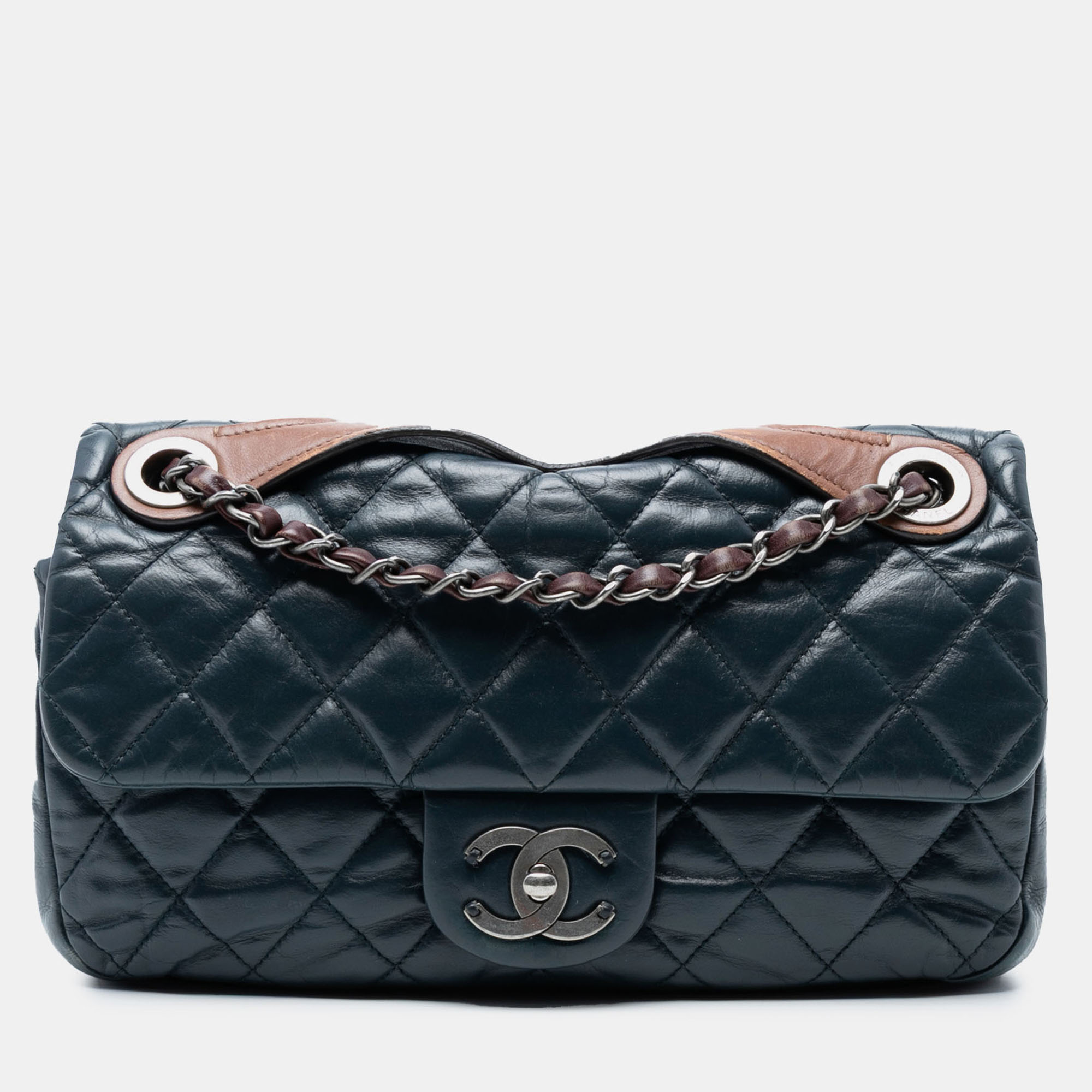 

Chanel Blue Medium Iridescent Calfskin In The Mix Flap