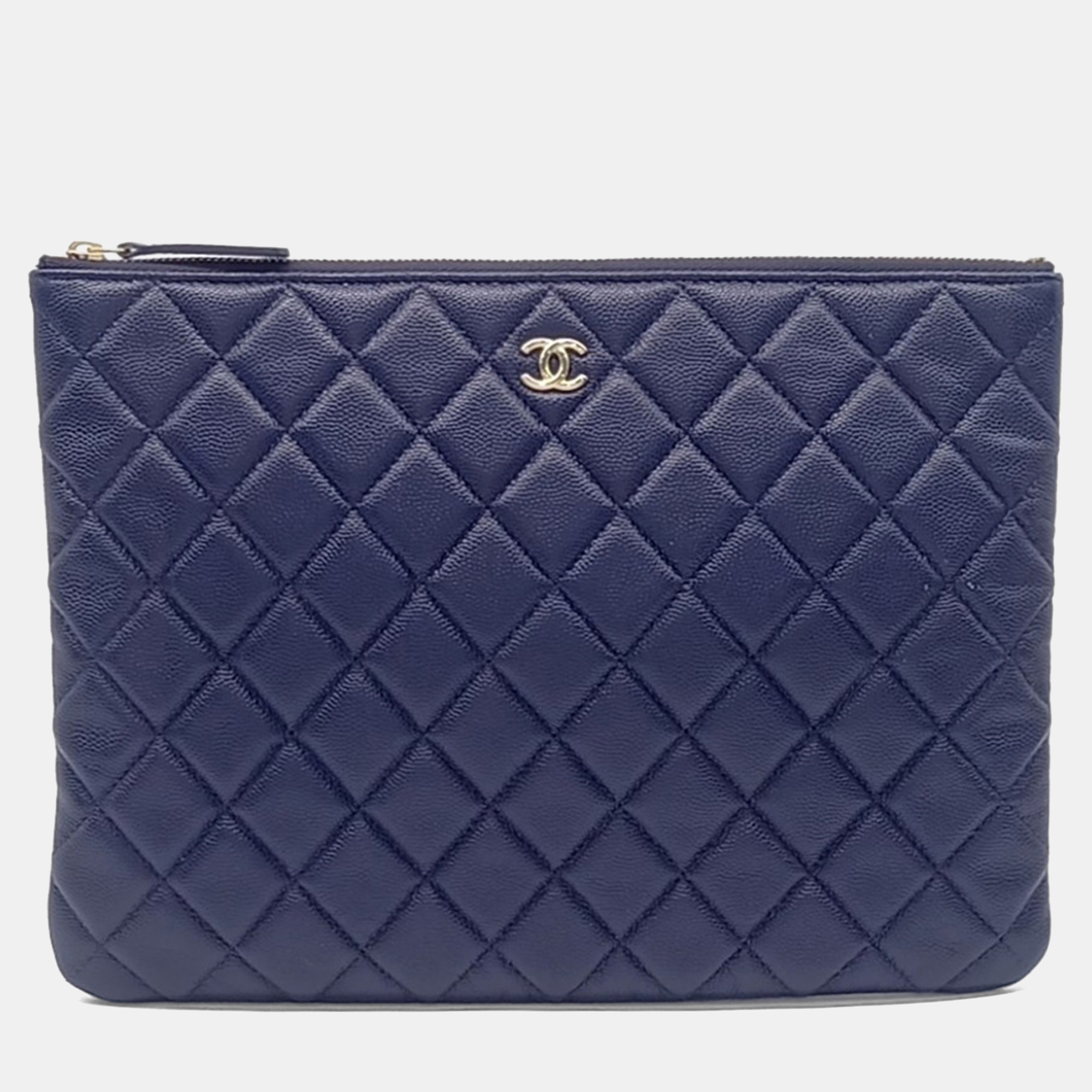 Pre-owned Chanel Blue Caviar Leather Caviar Clutch New Medium